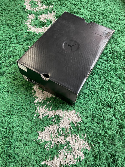 Jordan 13 “Cap and Gown”