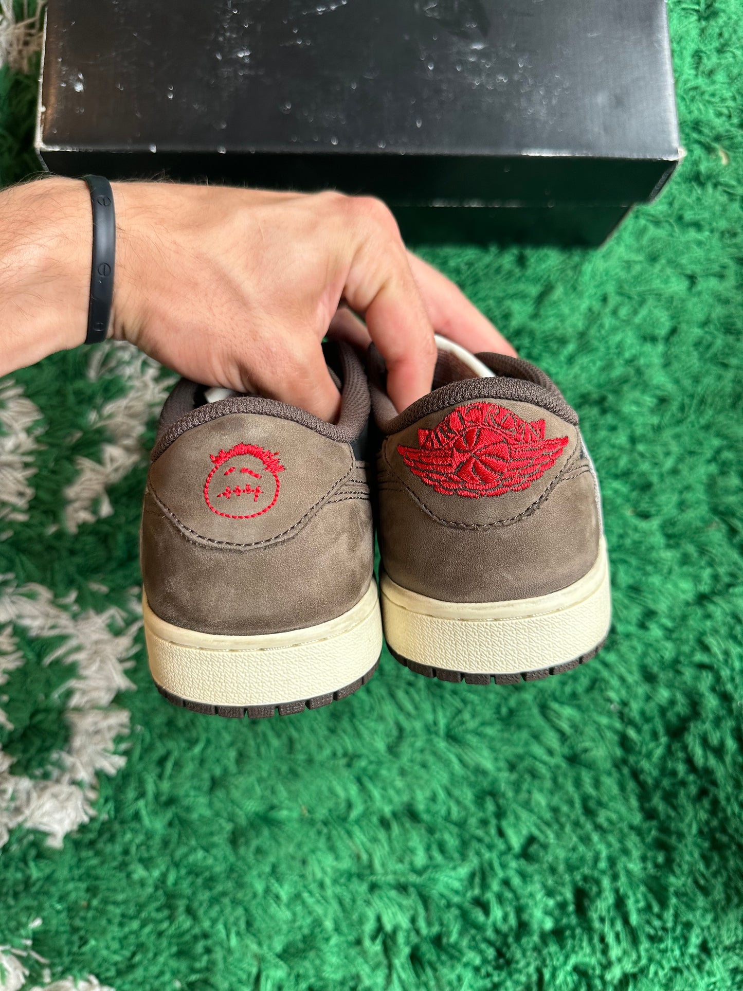 Jordan 1 Low Travis Scott “Mocha”