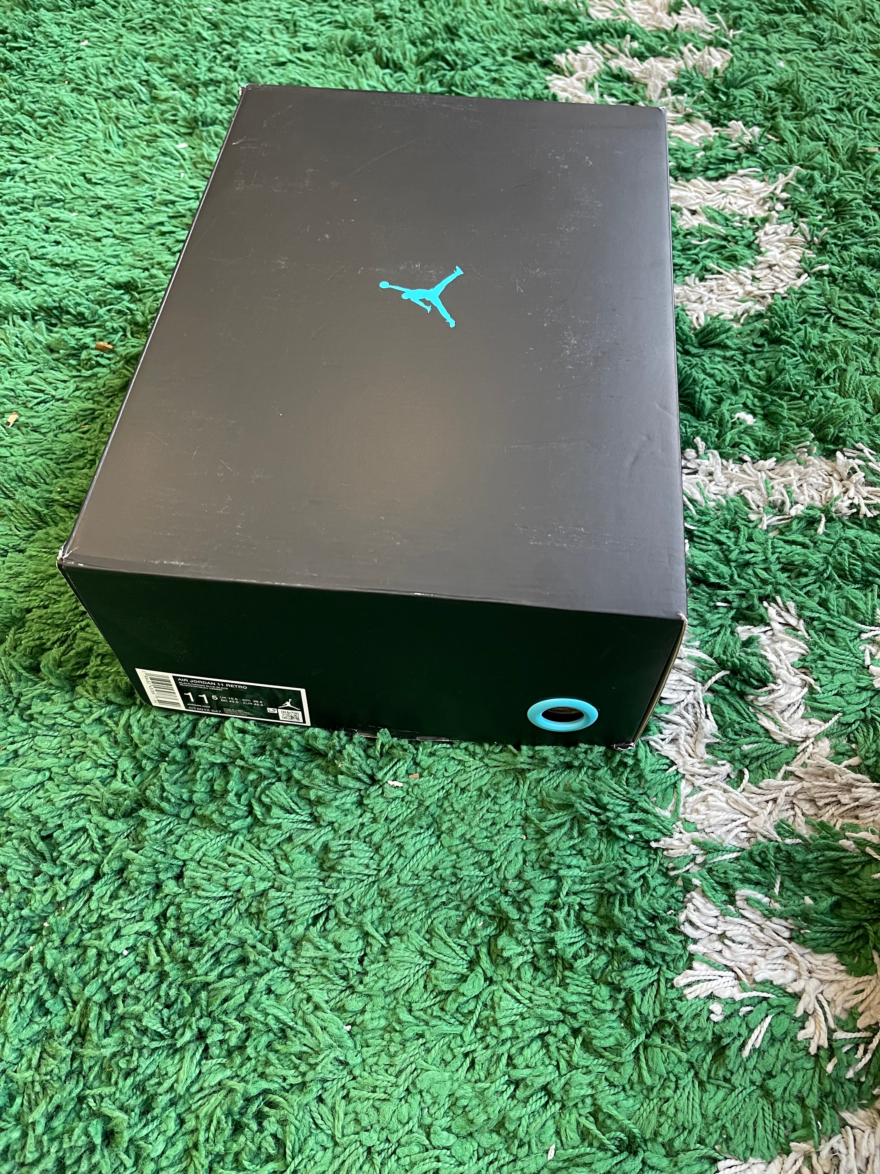 Jordan 11 “Gamma Blue” (2025)