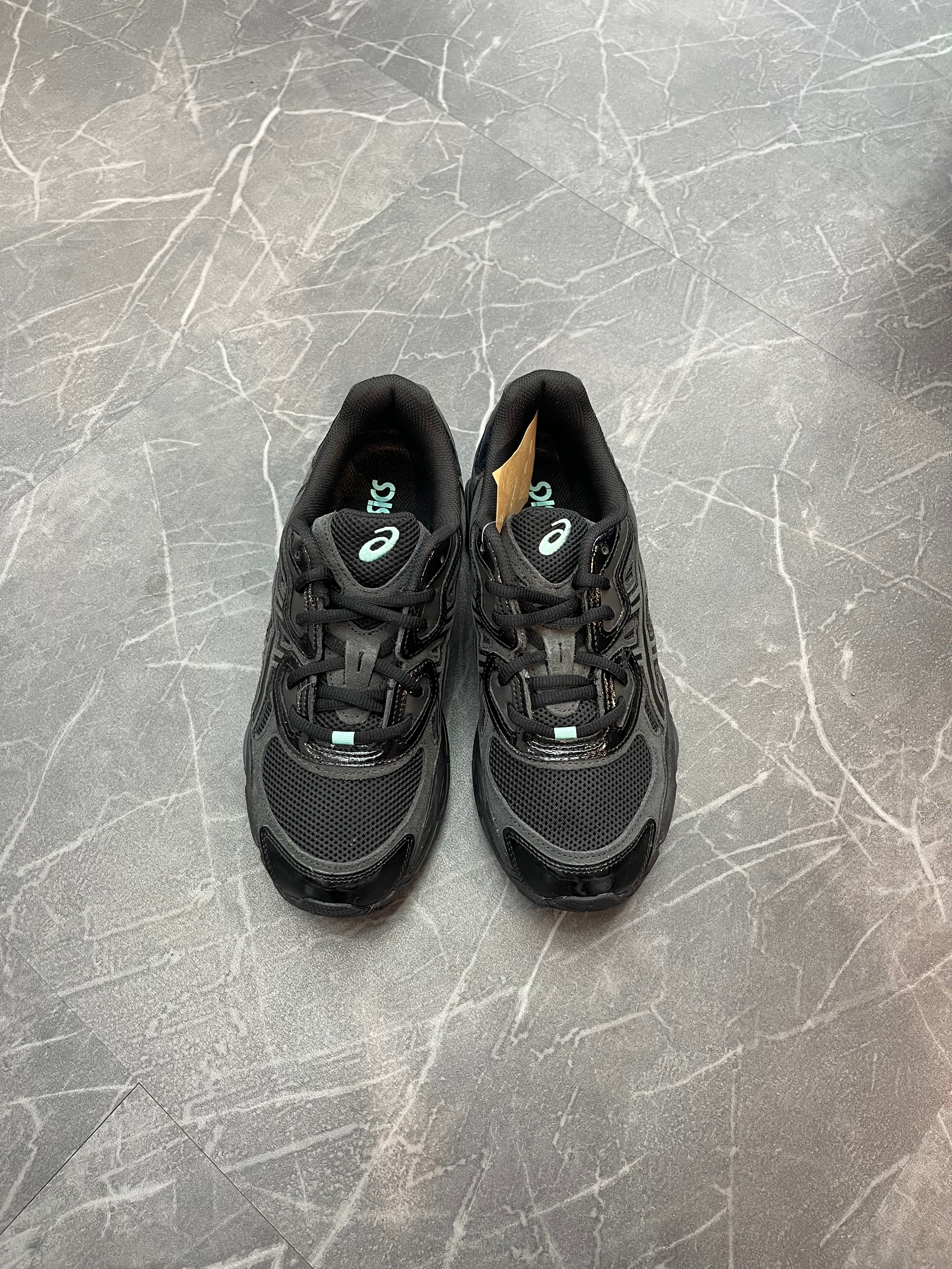 ASICS Gel-NYC “Black Graphite Grey”