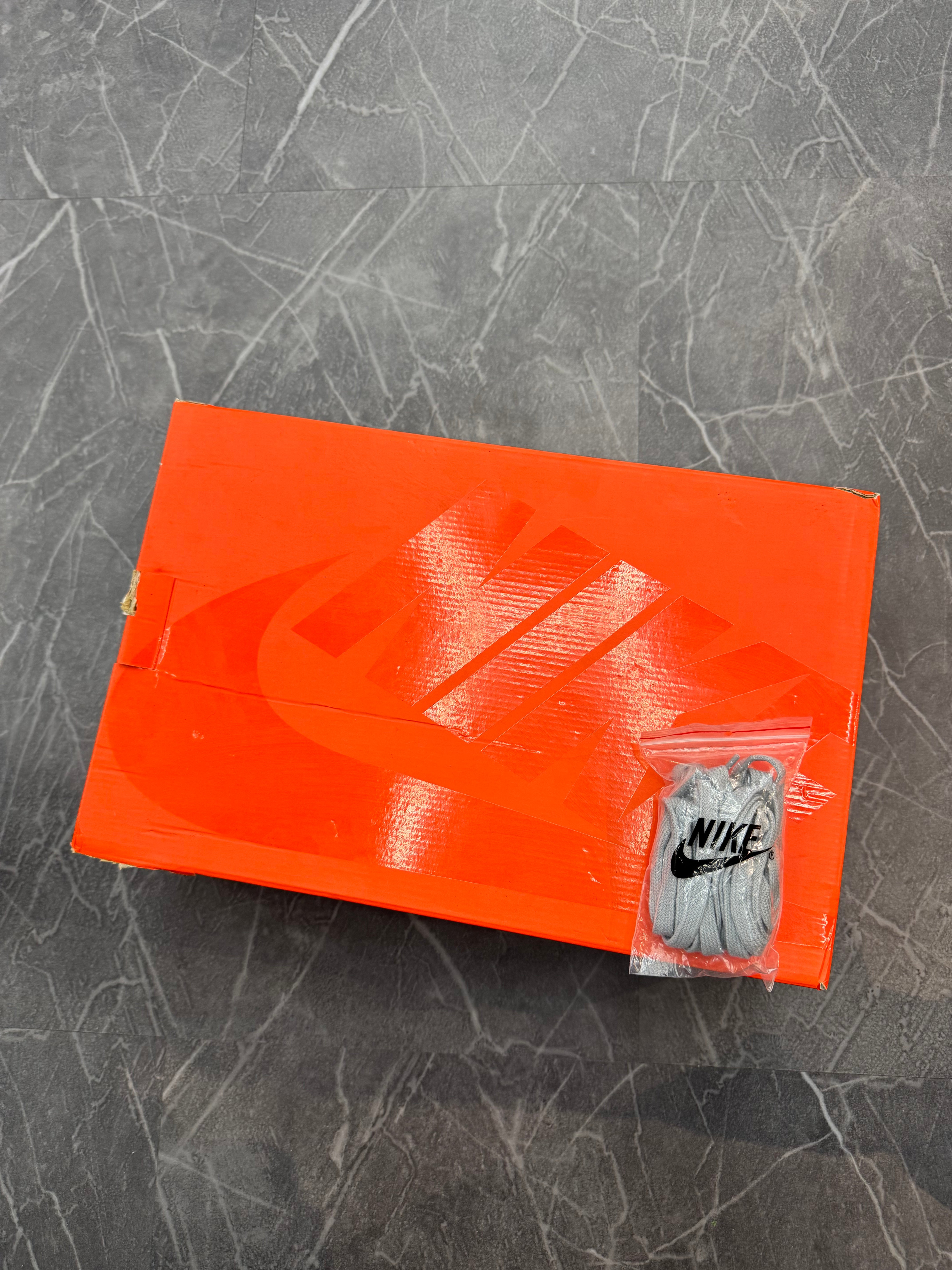 Nike LD Waffle SF sacai Fragment Grey