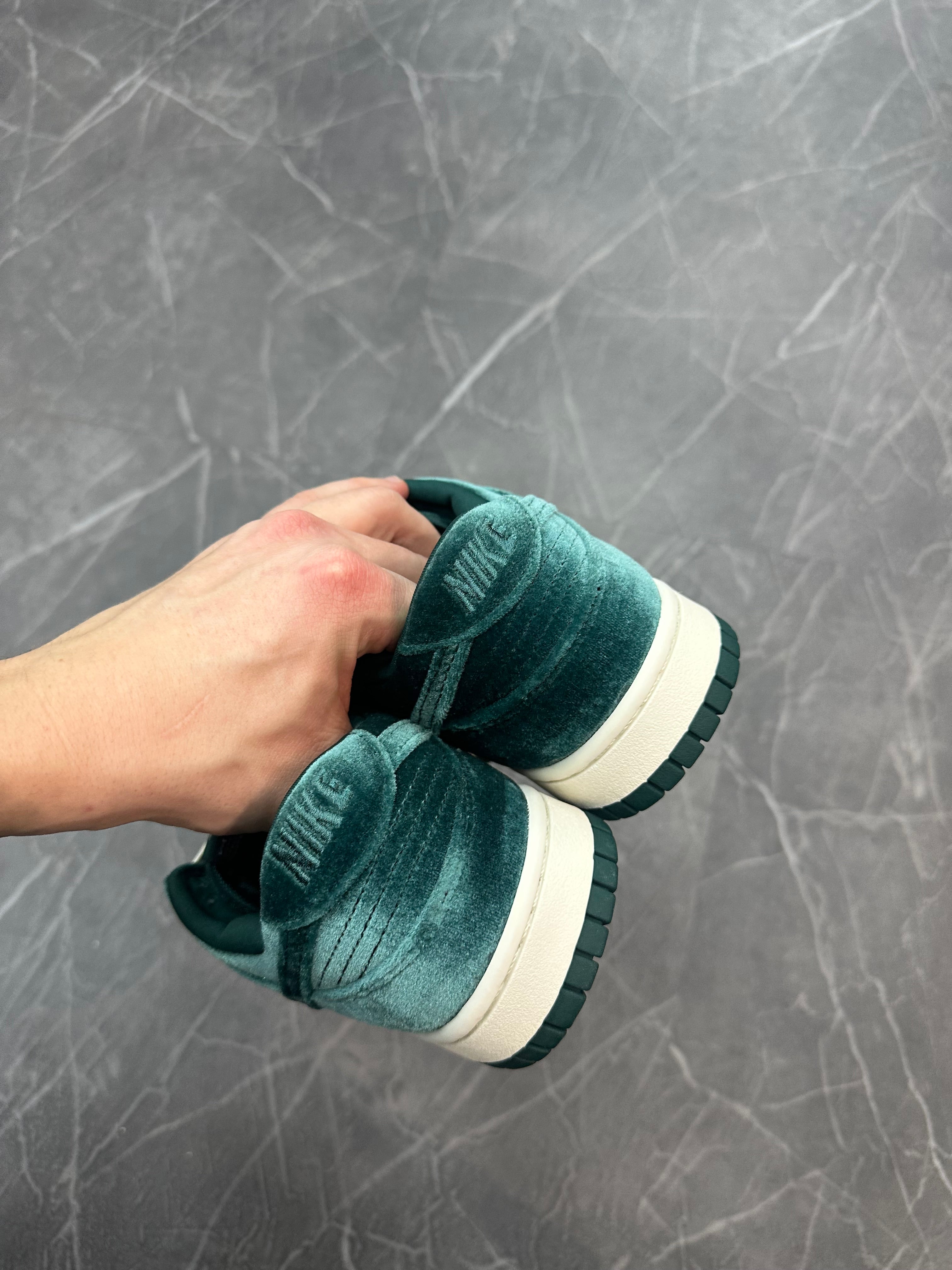 Nike Dunk Low “Velvet Teal”