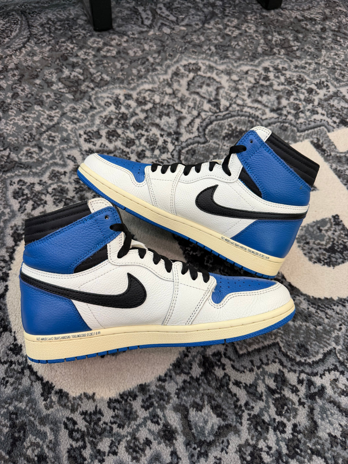 Jordan 1 High x Travis Scott “Fragment”