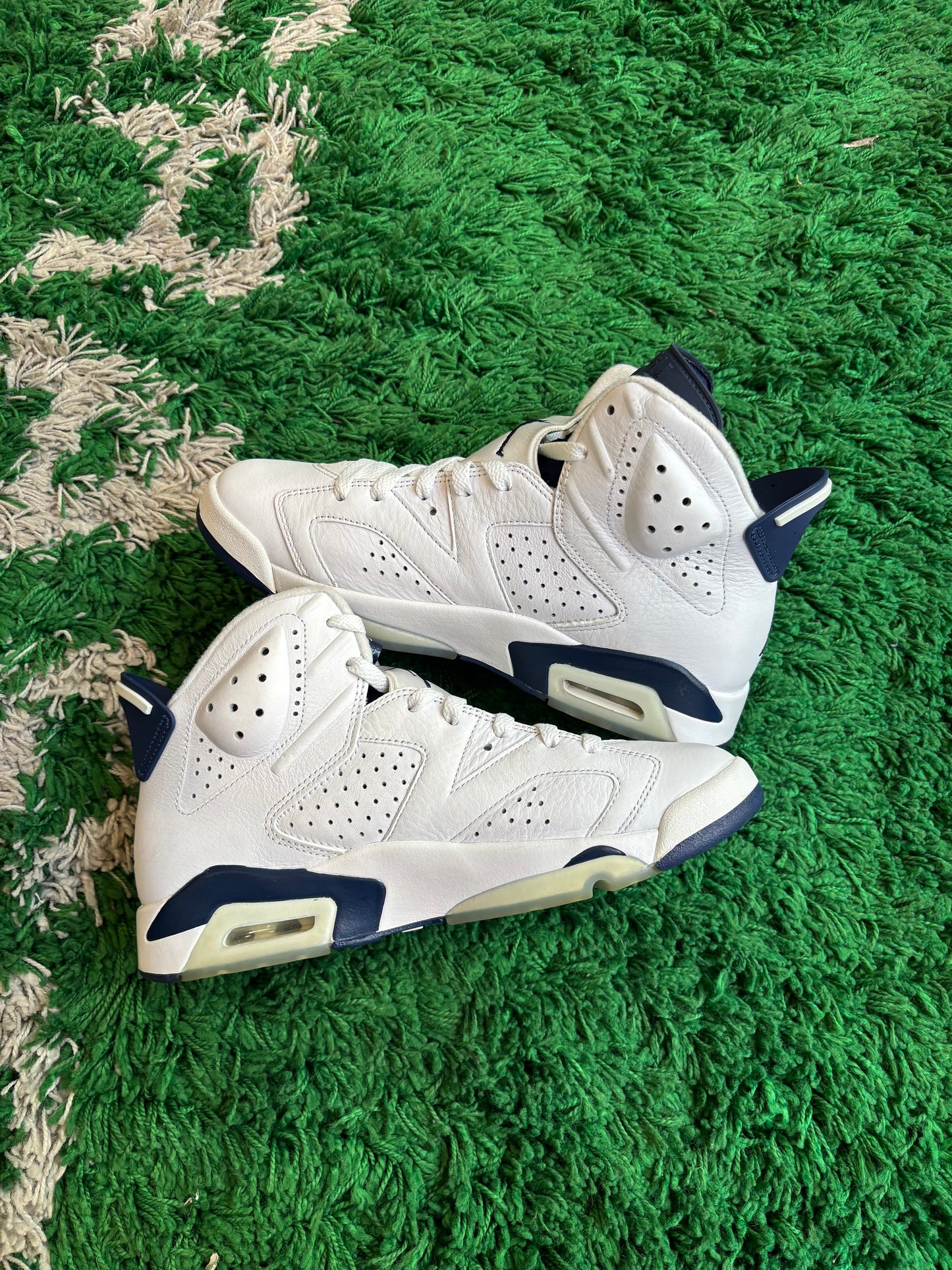 Jordan 6 “Midnight Navy”