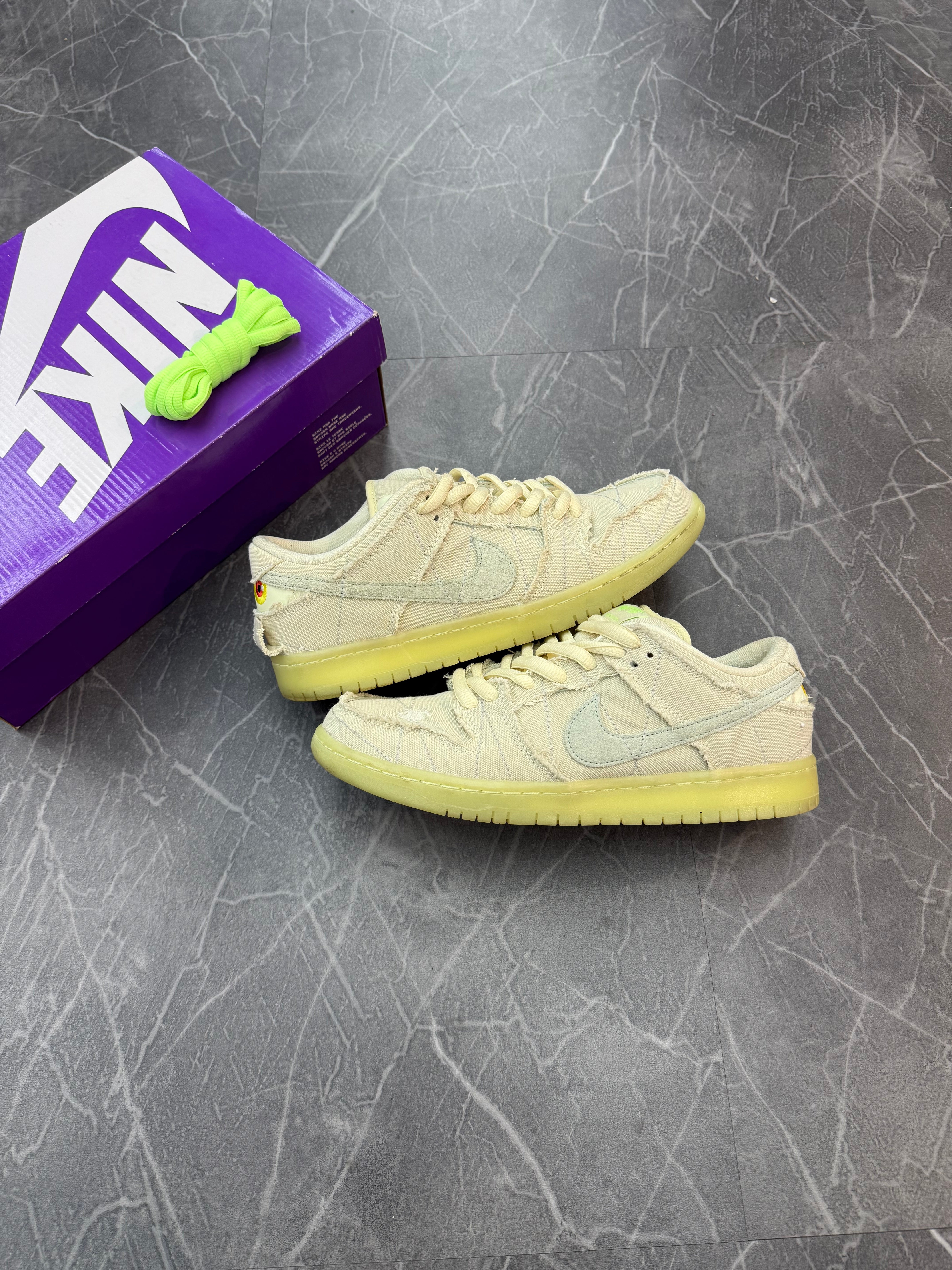 Nike SB Dunk “Mummy”