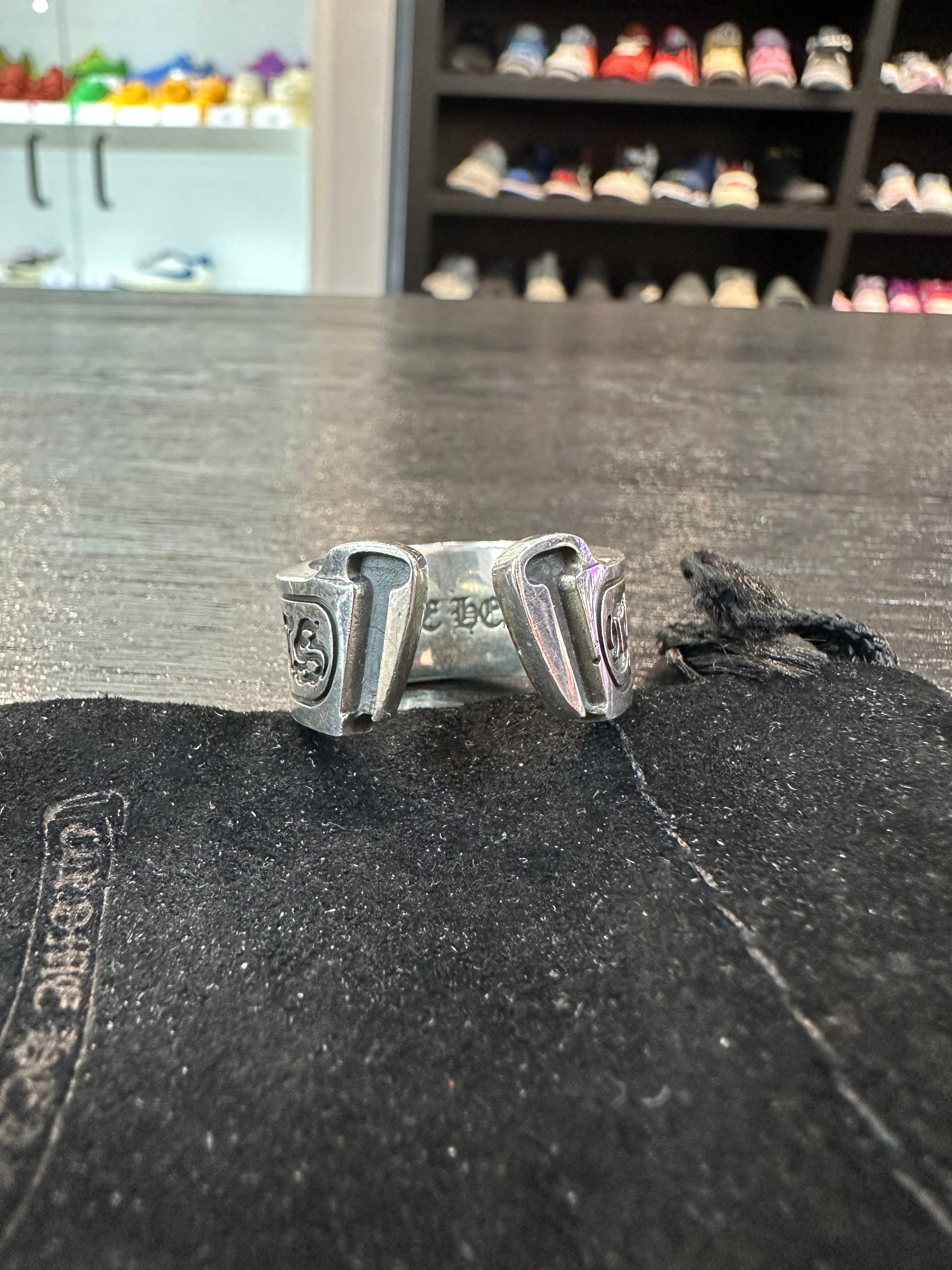 Chrome Hearts Scroll Ring (12)