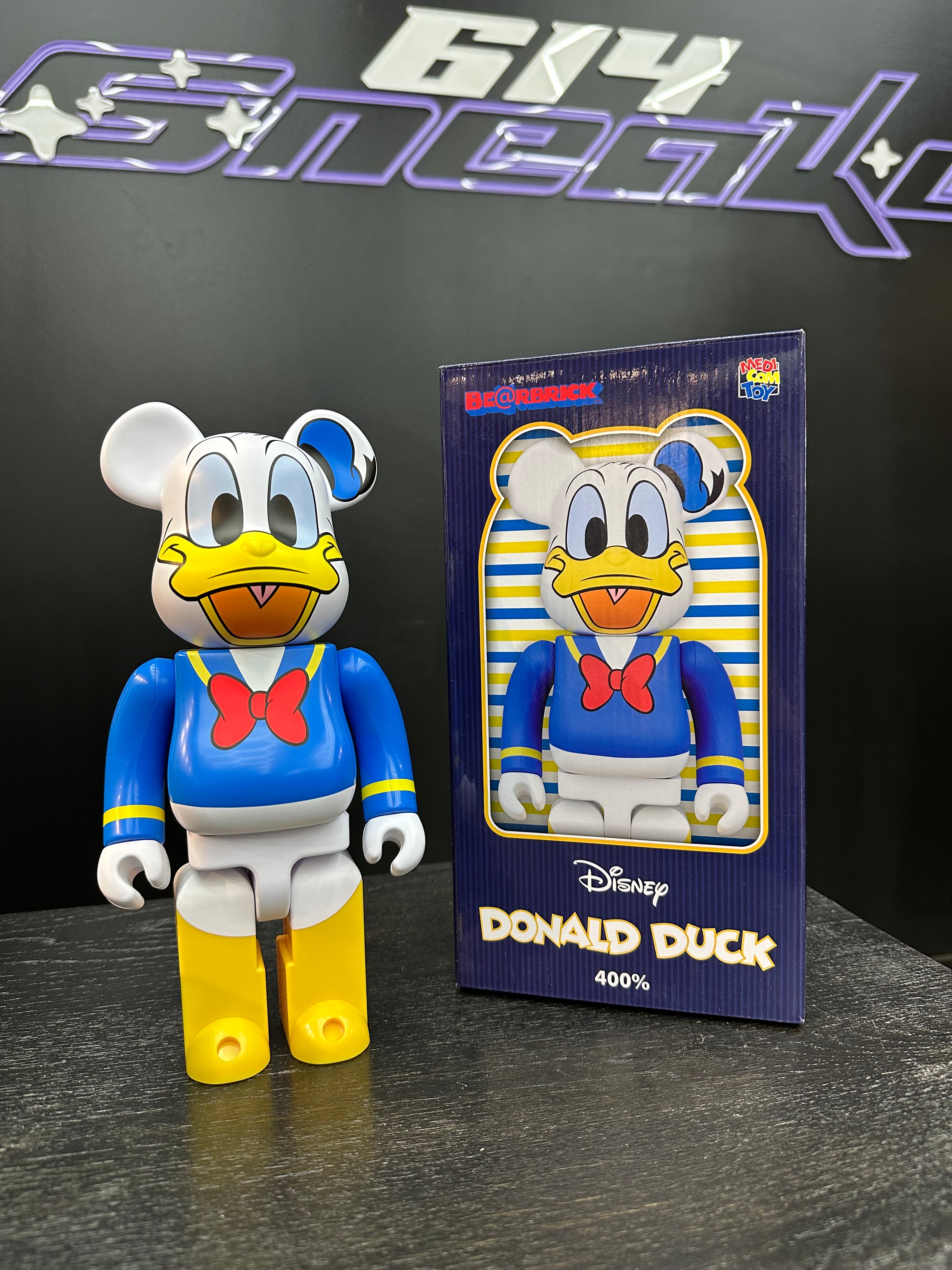 BearBrick 400% “Donald Duck”