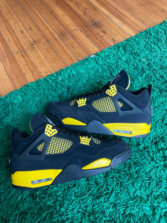 Jordan 4 “Thunder”