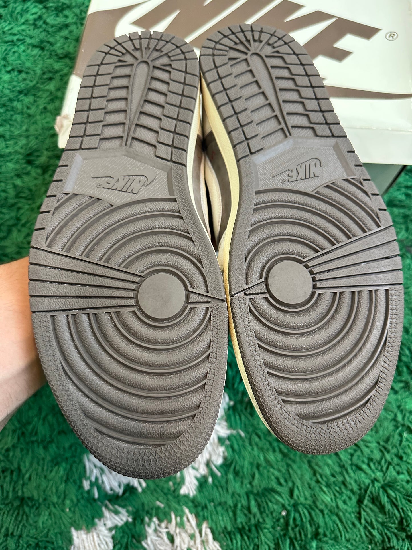 Jordan 1 Low Travis Scott “Reverse Mocha”