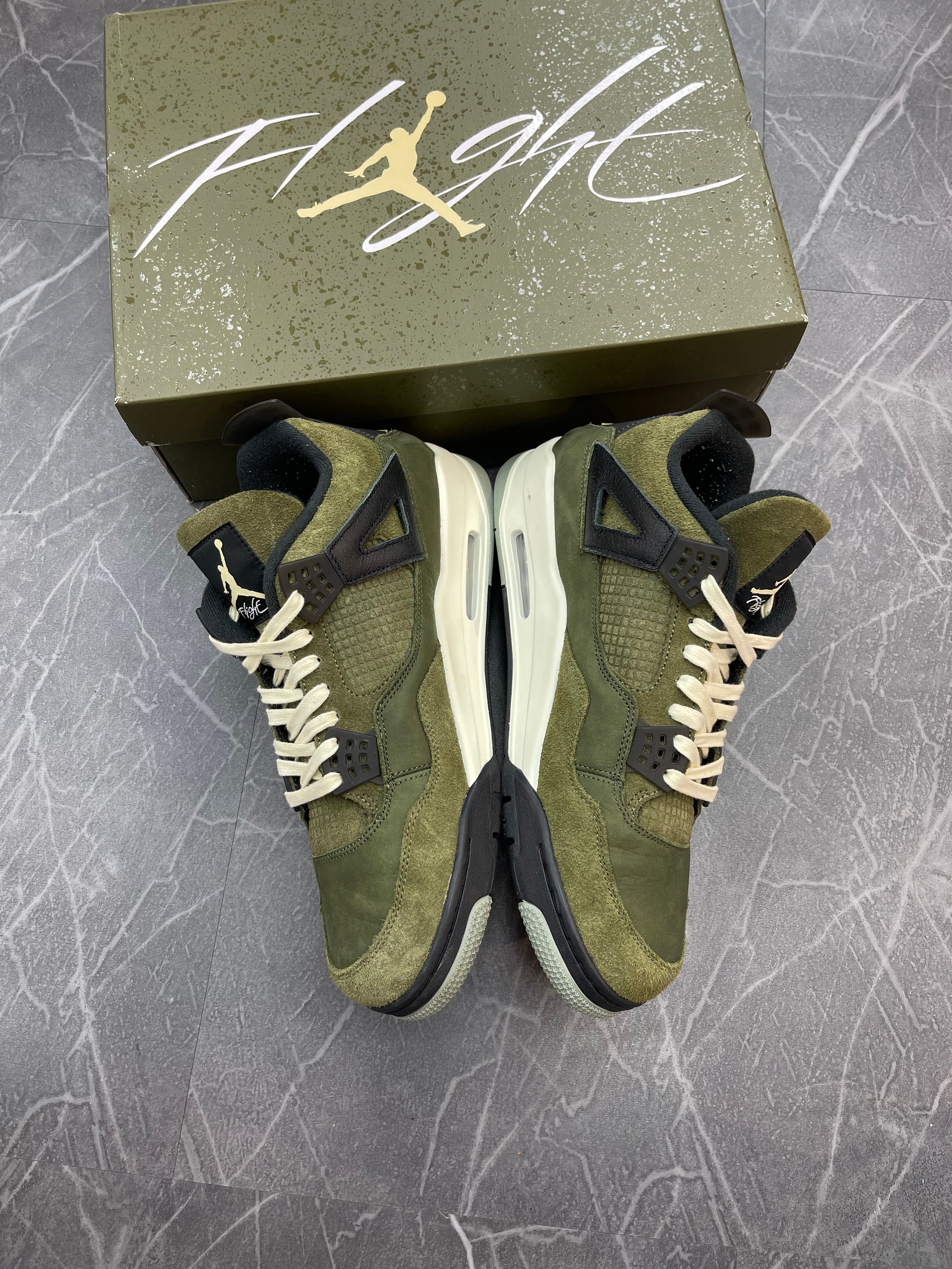 Jordan 4 “Craft Medium Olive”