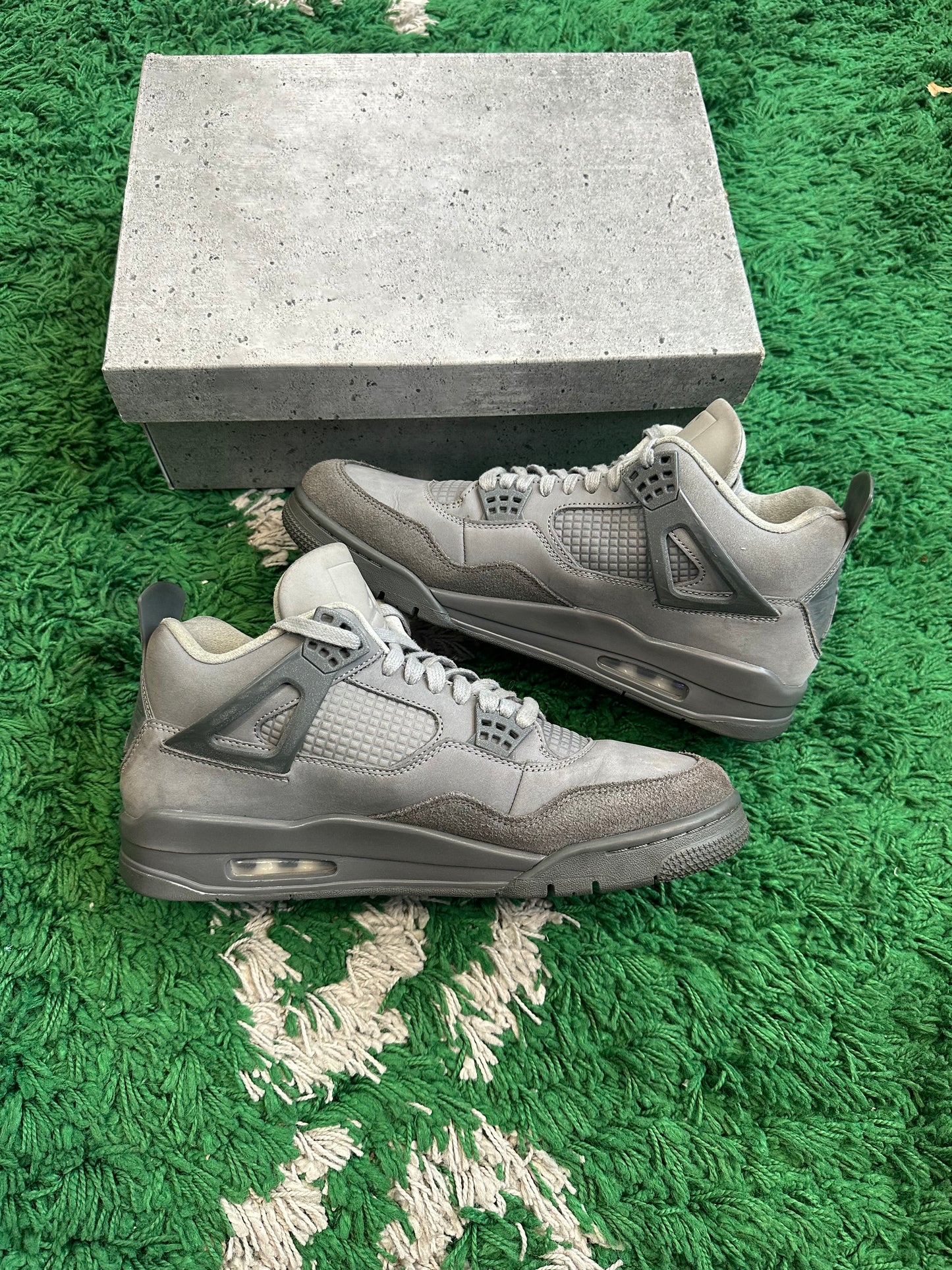 Jordan 4 “Wet Cement”