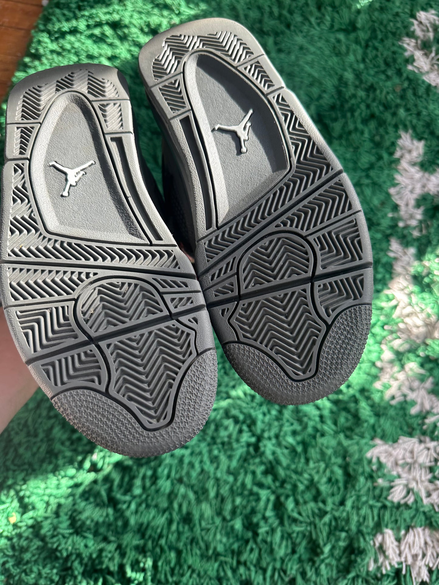 Jordan 4 “Wet Cement”