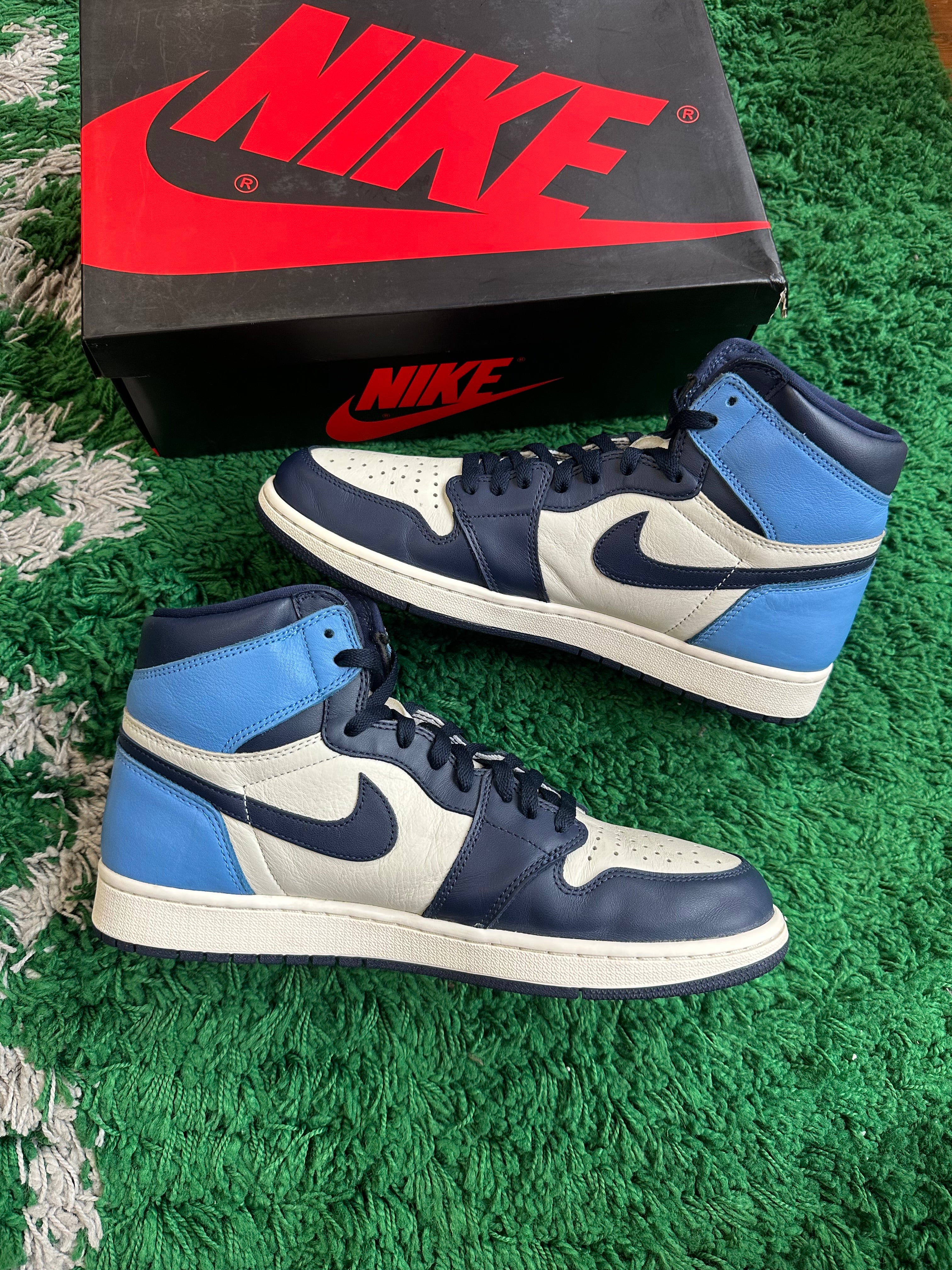 Jordan 1 High “Obsidian”