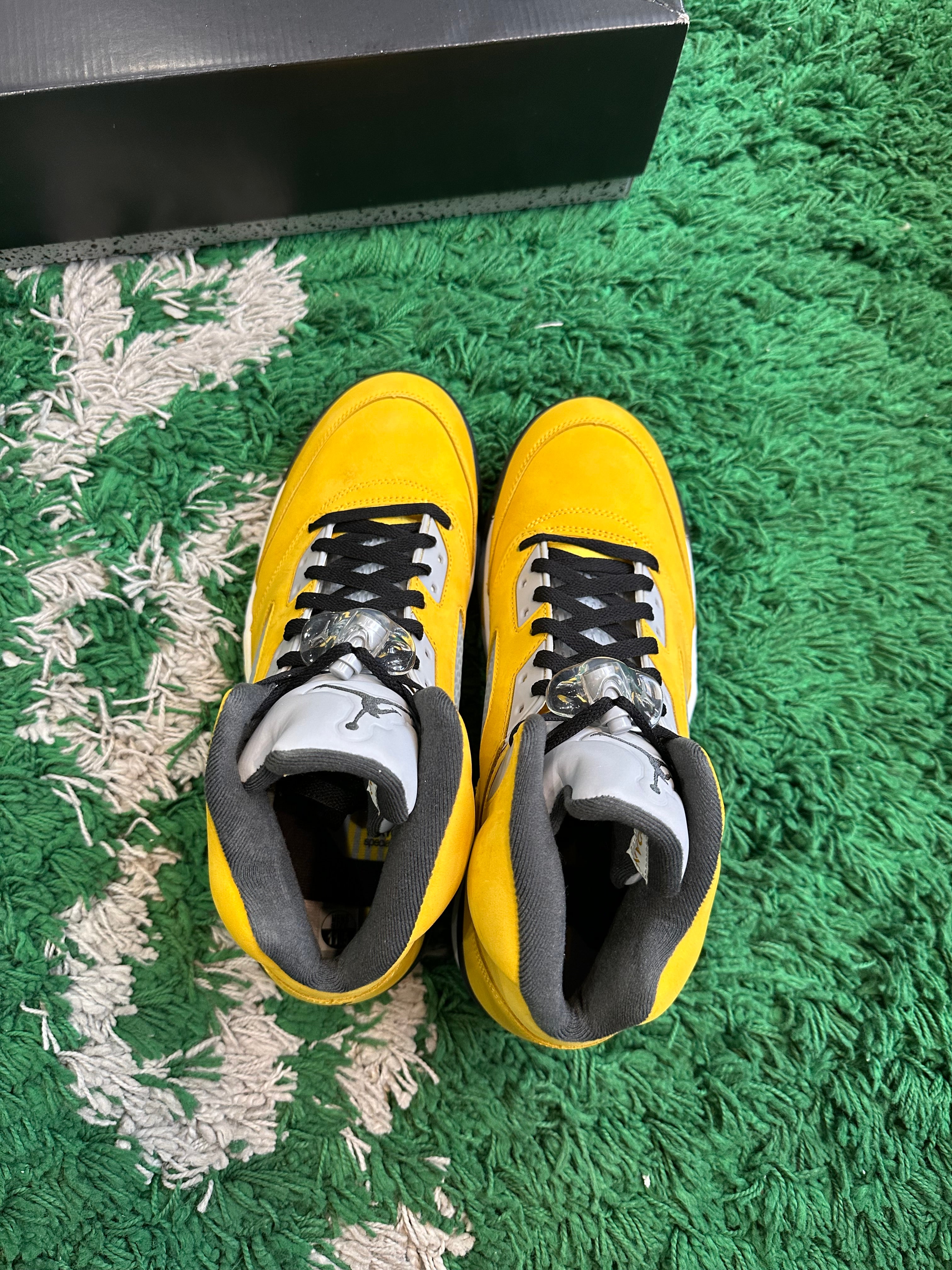 Jordan 5 “Tokyo”