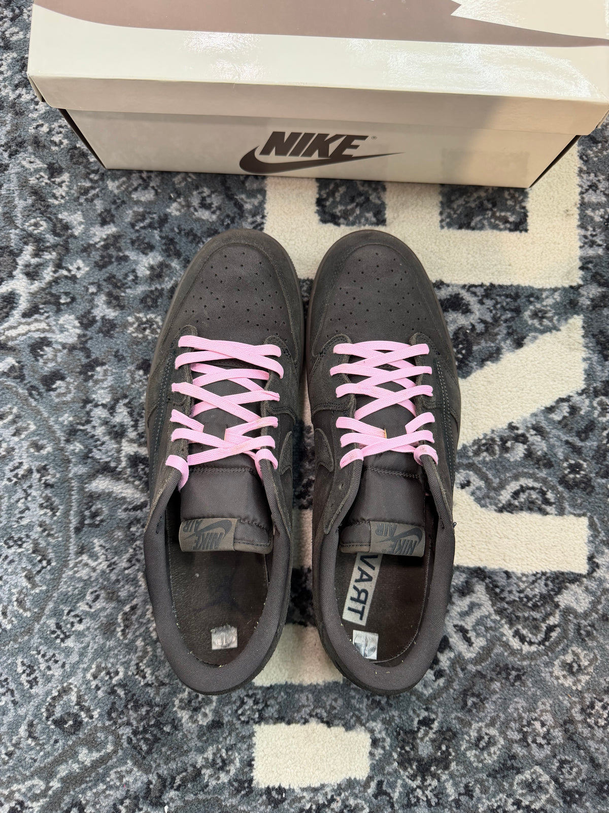 Jordan 1 Travis Scott “Velvet Brown”