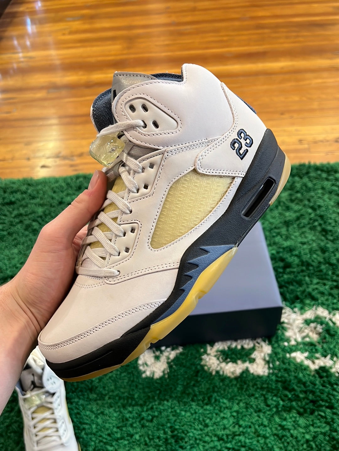 Jordan 5 x A Ma Maniere “Dawn”