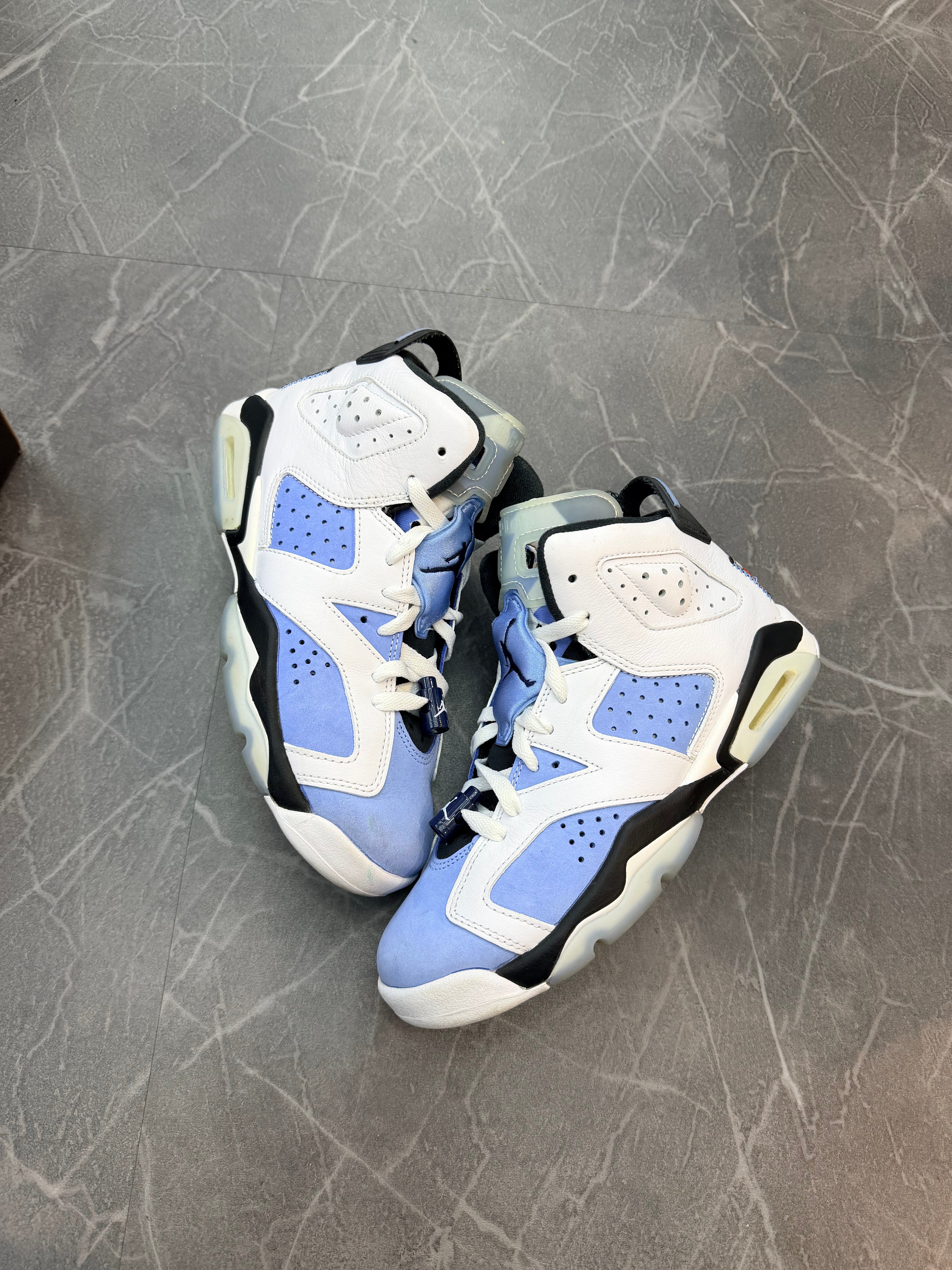 Jordan 6 “UNC”