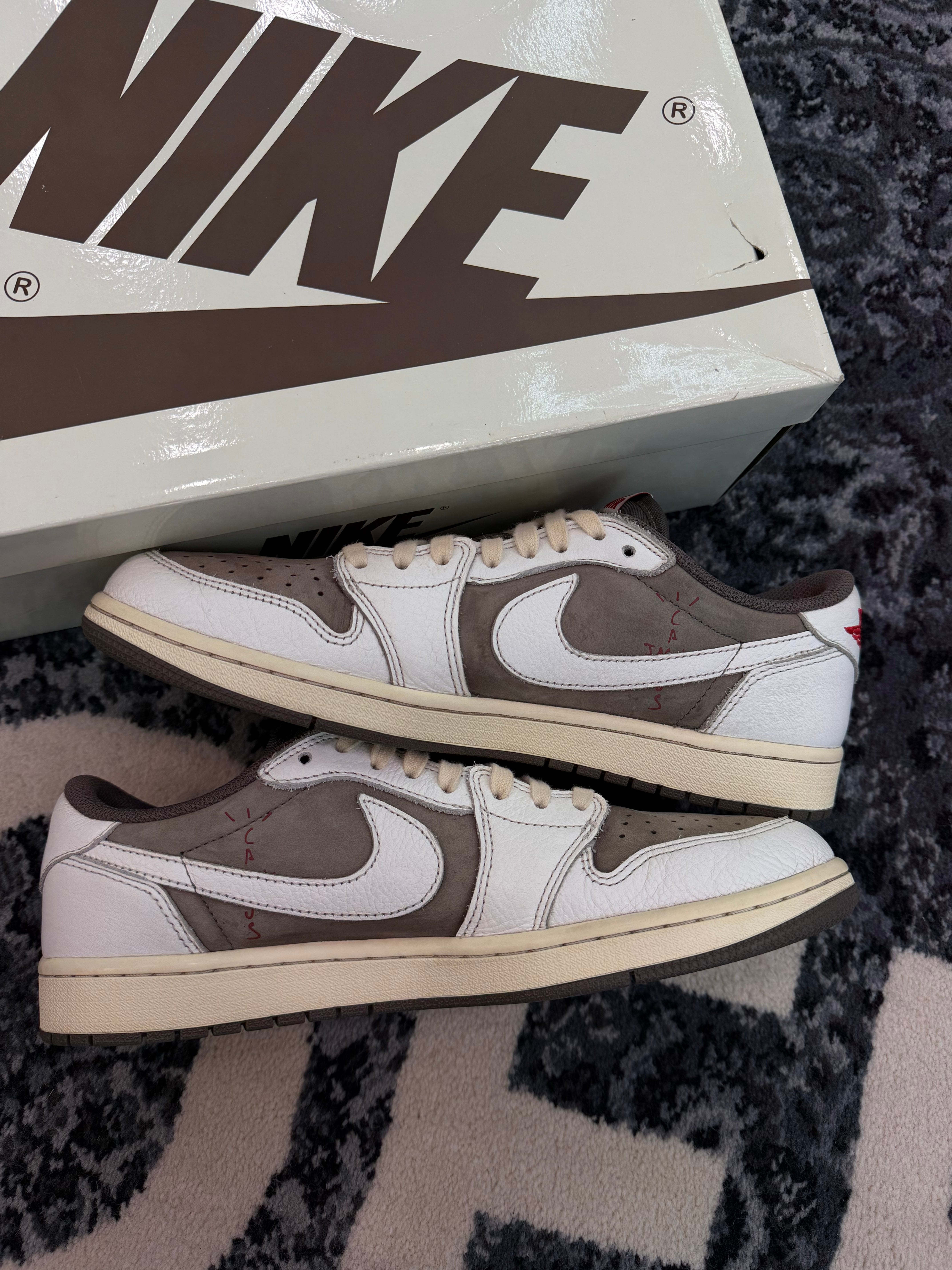 Jordan 1 Low x Travis Scott “Reverse Mocha”