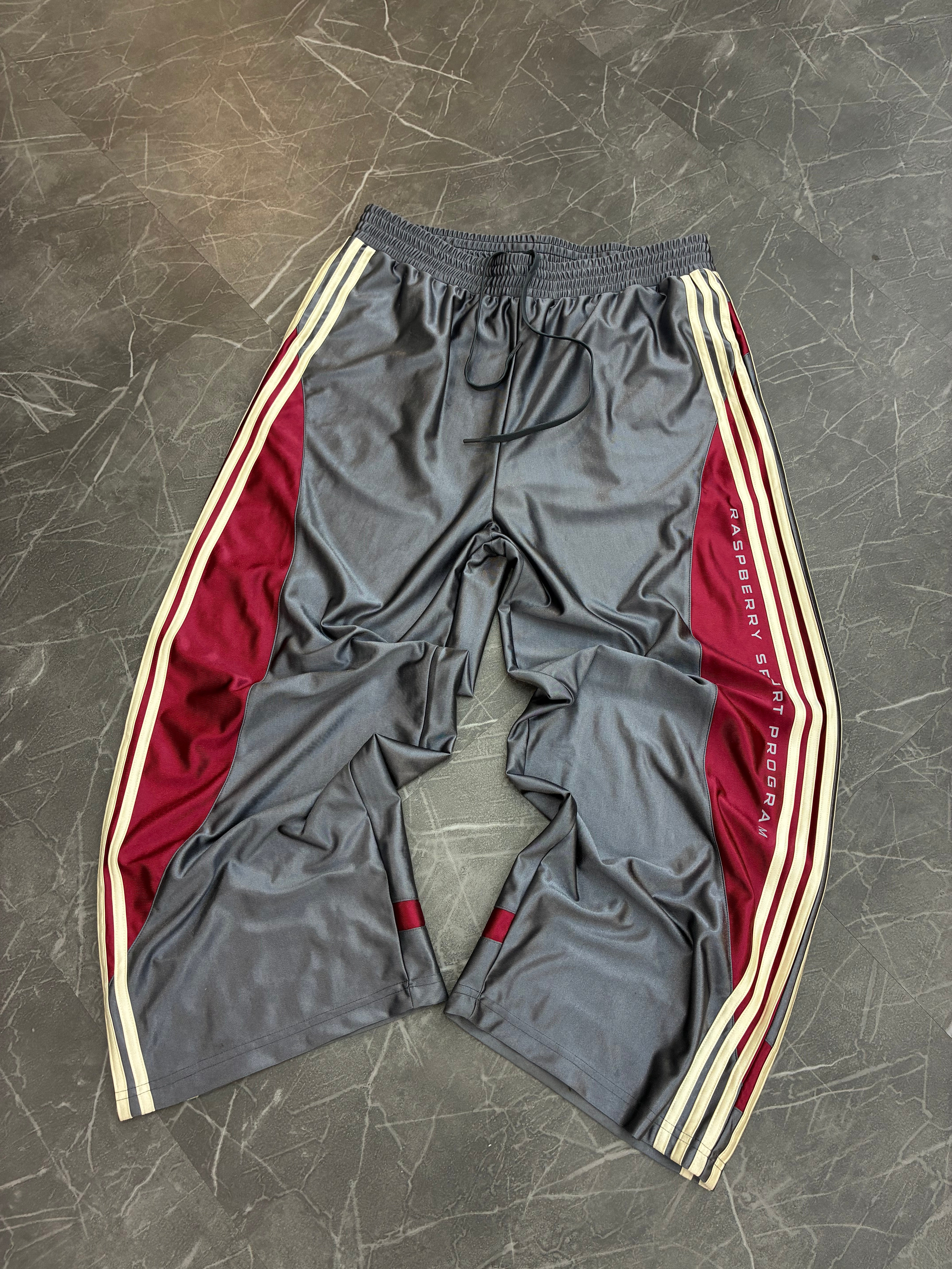 GV Gallery Raspberry Hills Tracy Mcgrady Sweatpants