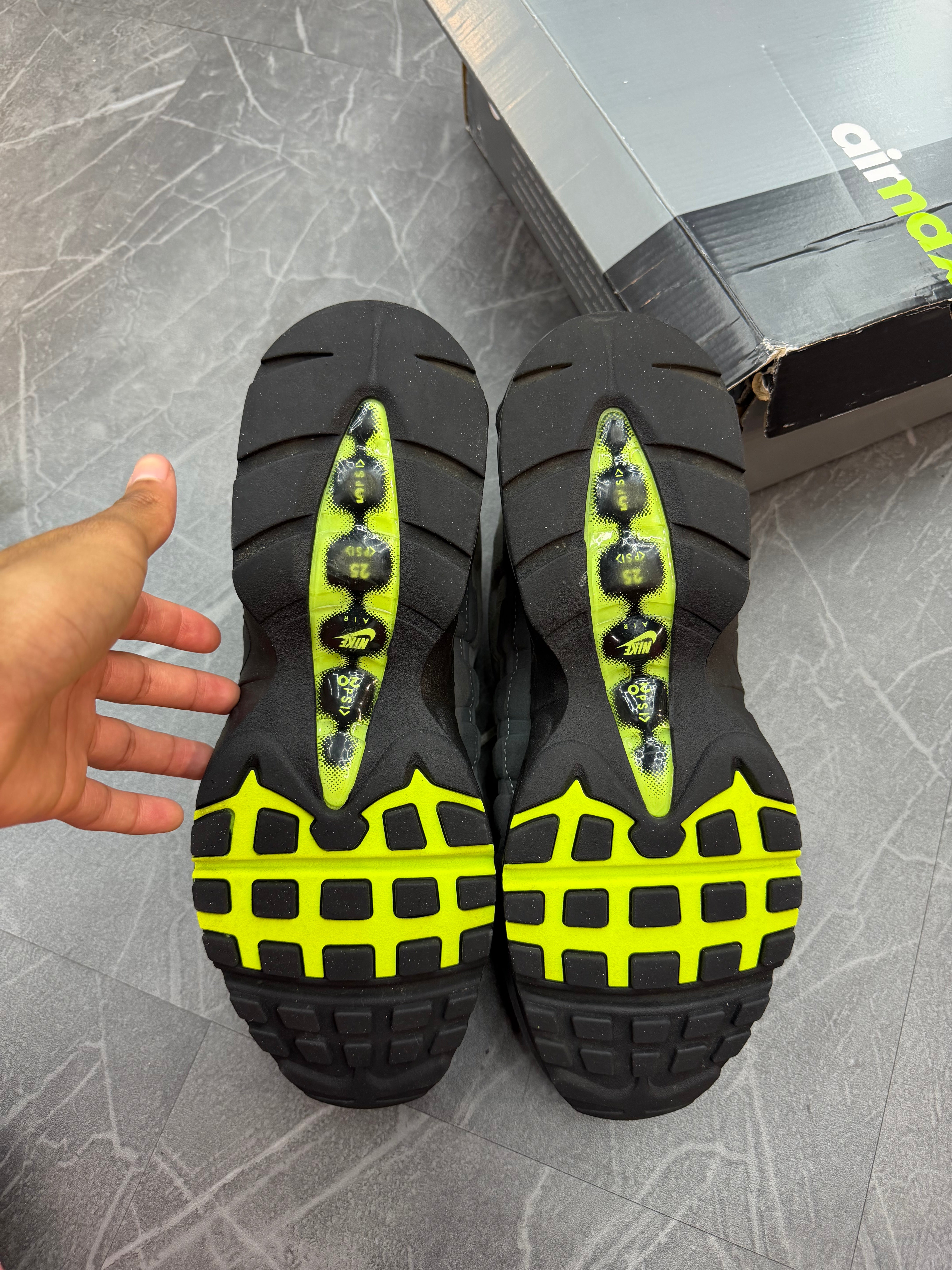 Nike Air Max 95 “Neon”