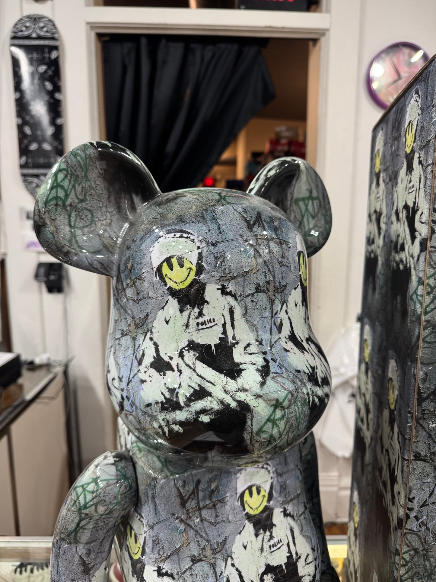 Bearbrick Riot Cop 1000%