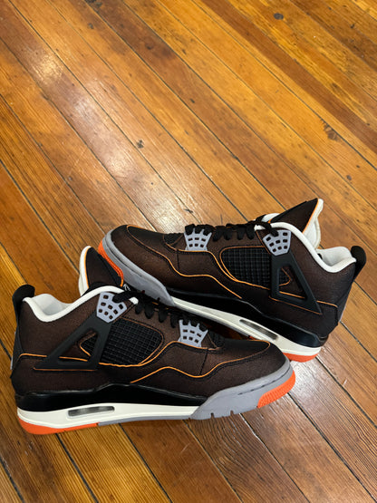 Jordan 4 “Starfish”