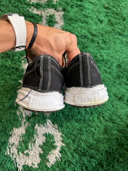 Maison Mihara Canvas Low Top “Black”