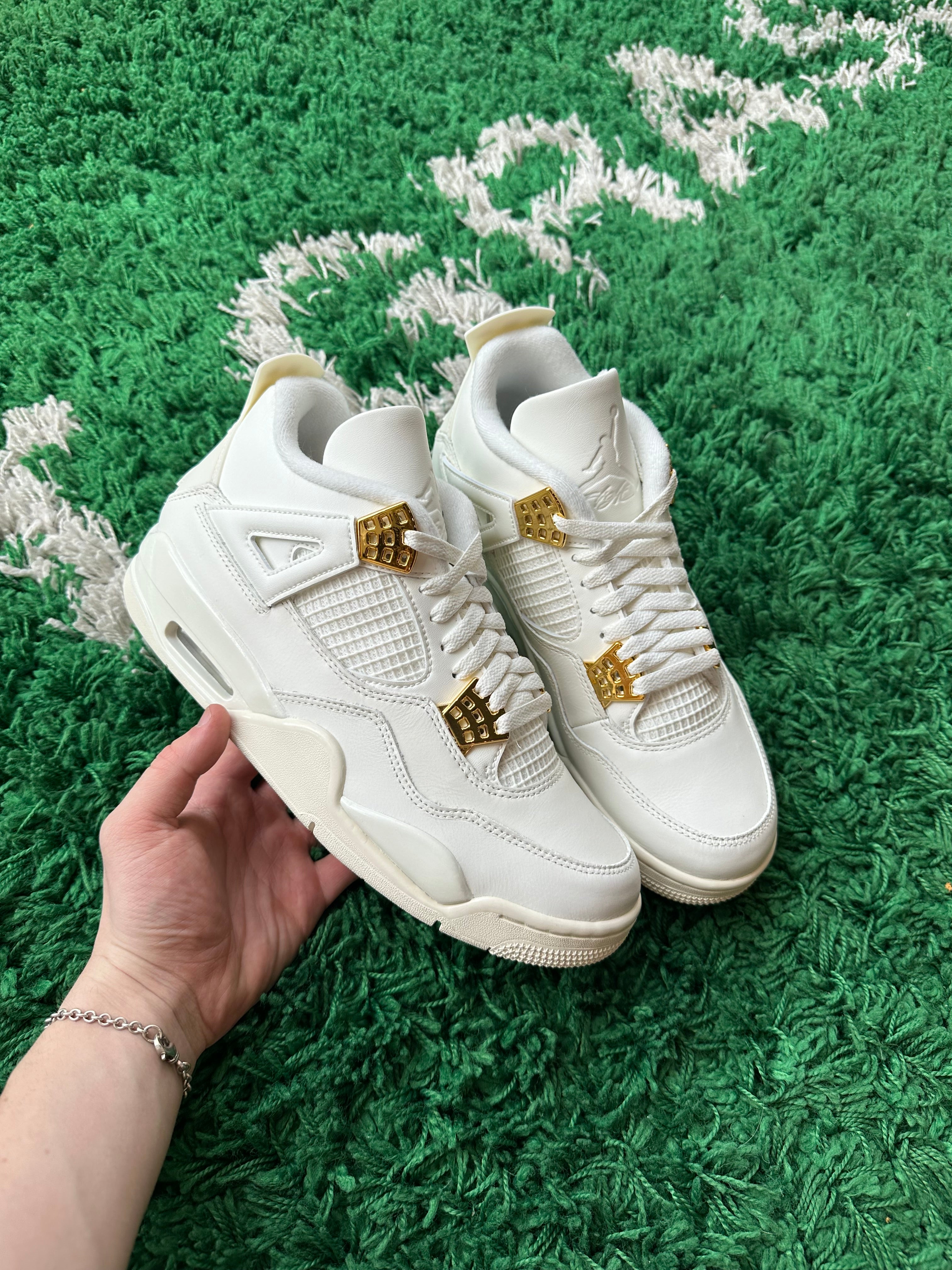 Jordan 4 “Metallic Gold”