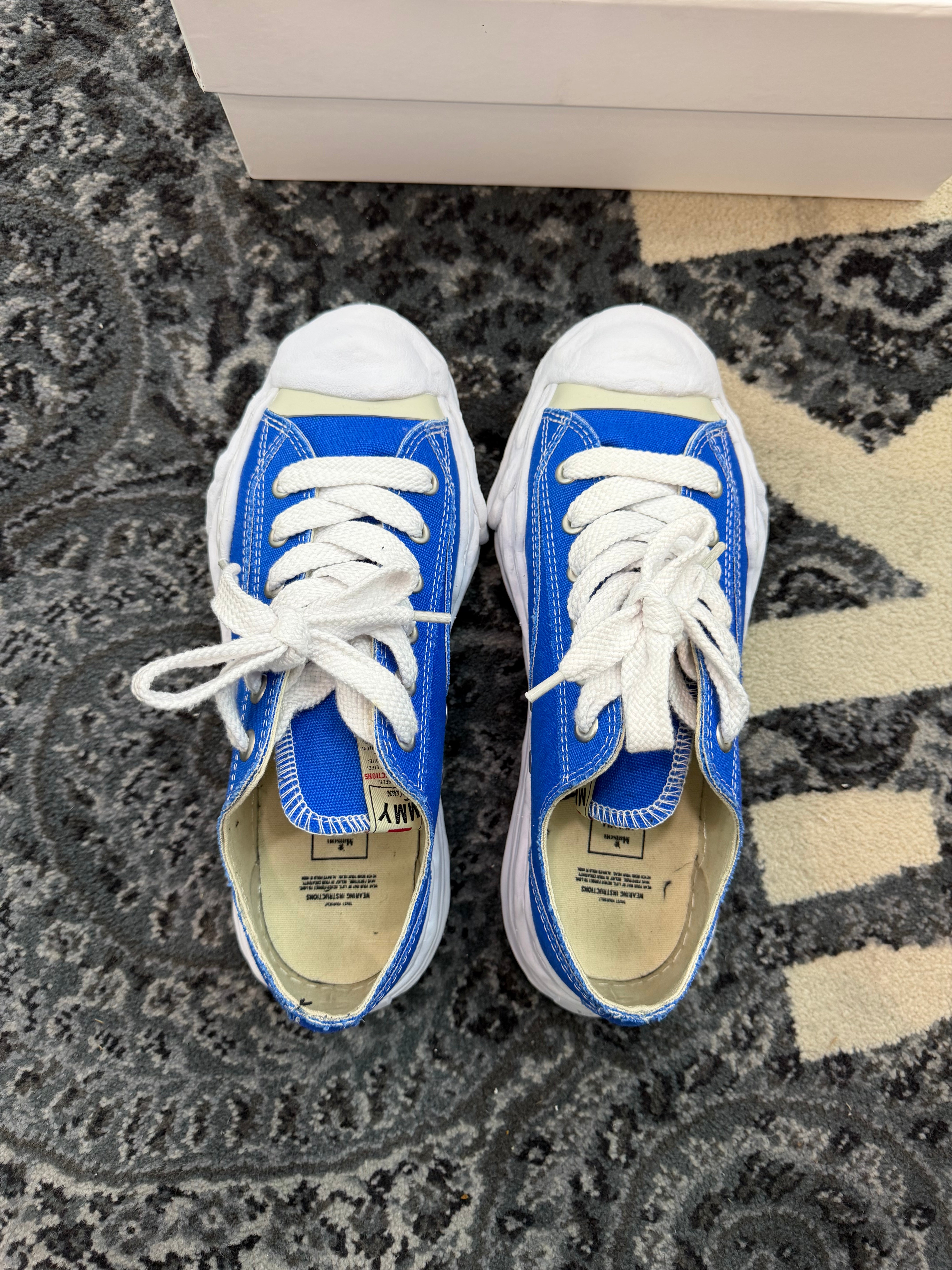 Maison Mihara Sneaker Low “Blue”