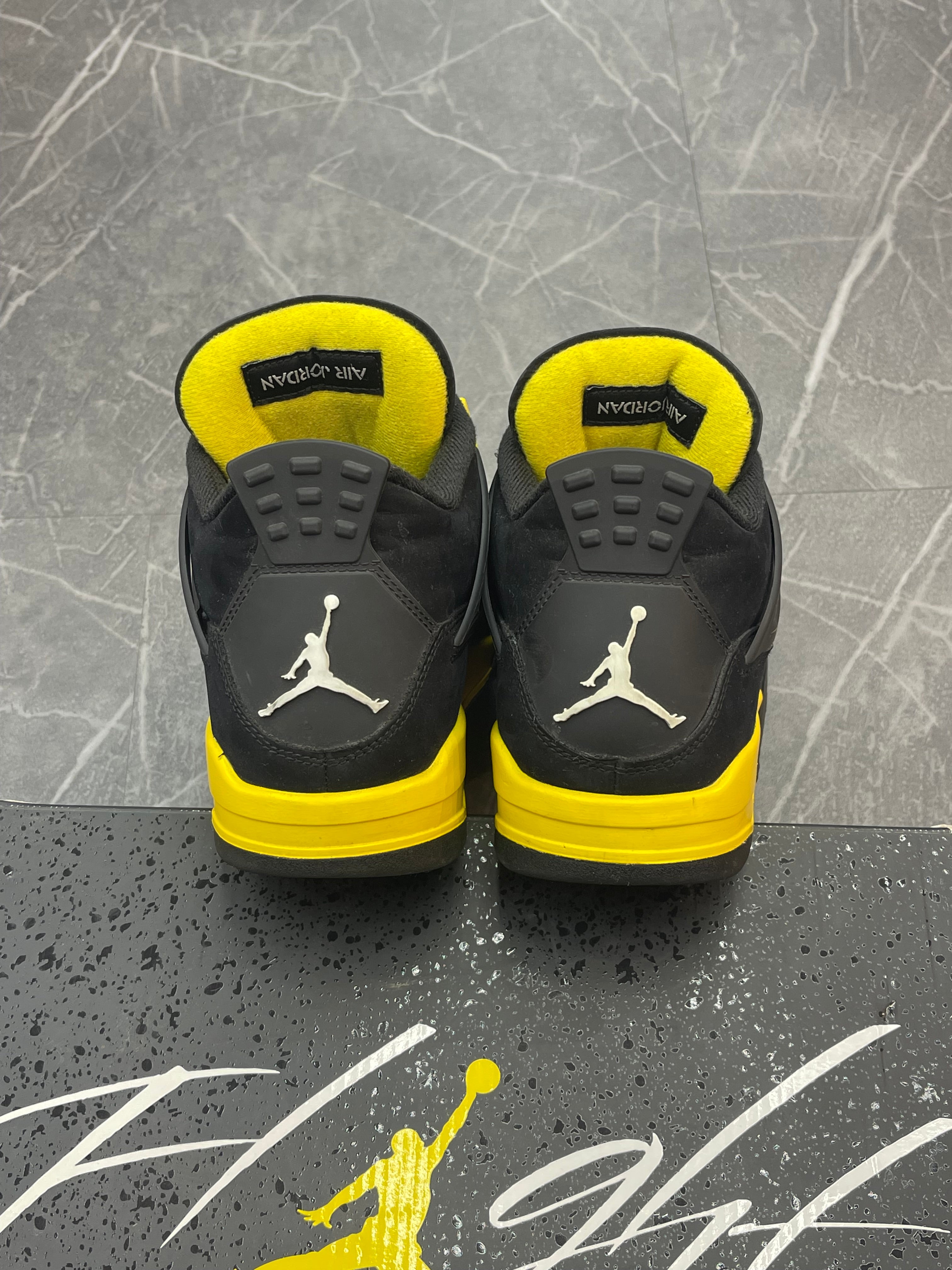 Jordan 4 “Thunder”