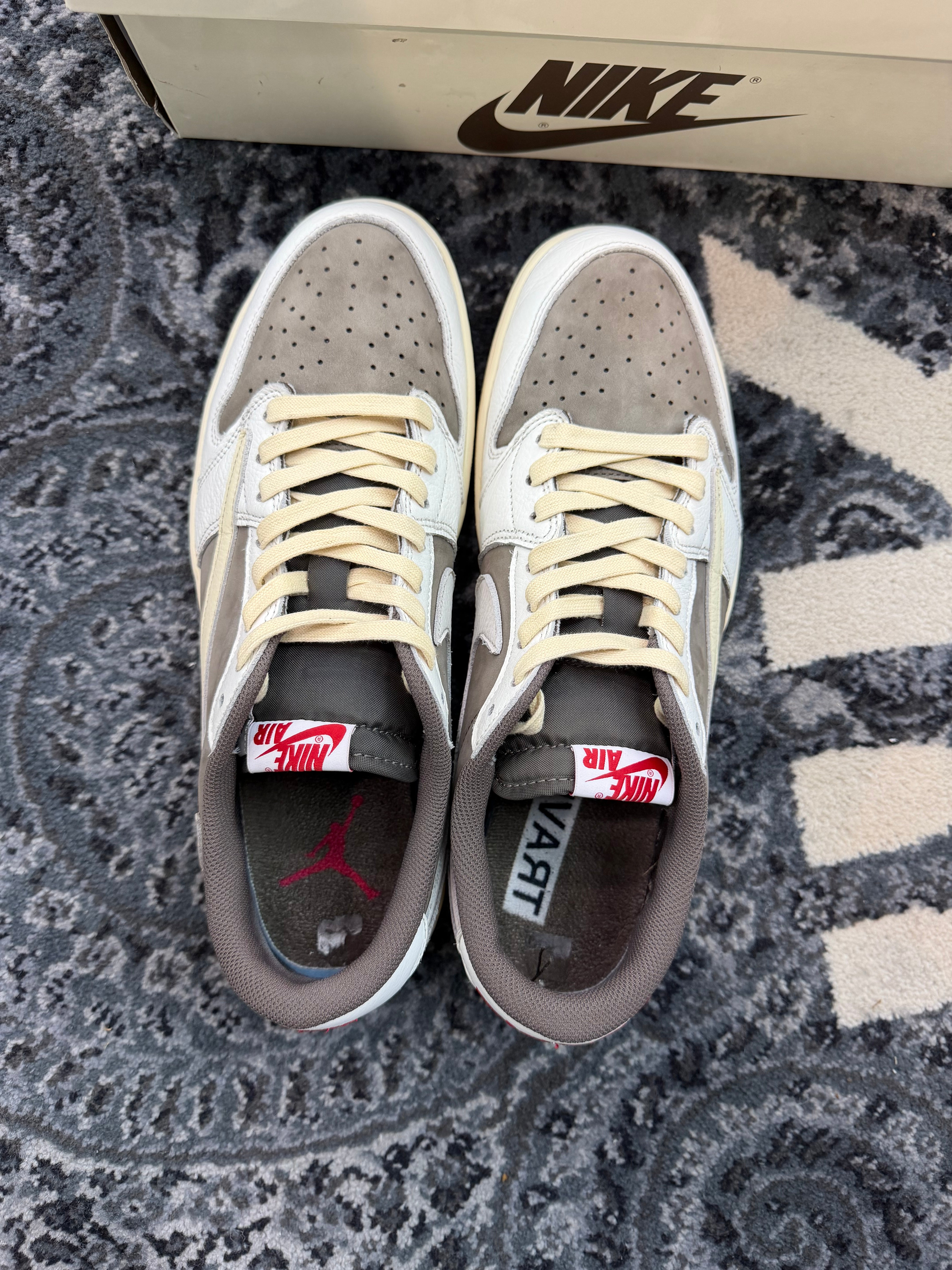 Jordan 1 Low Travis Scott “Reverse Mocha”