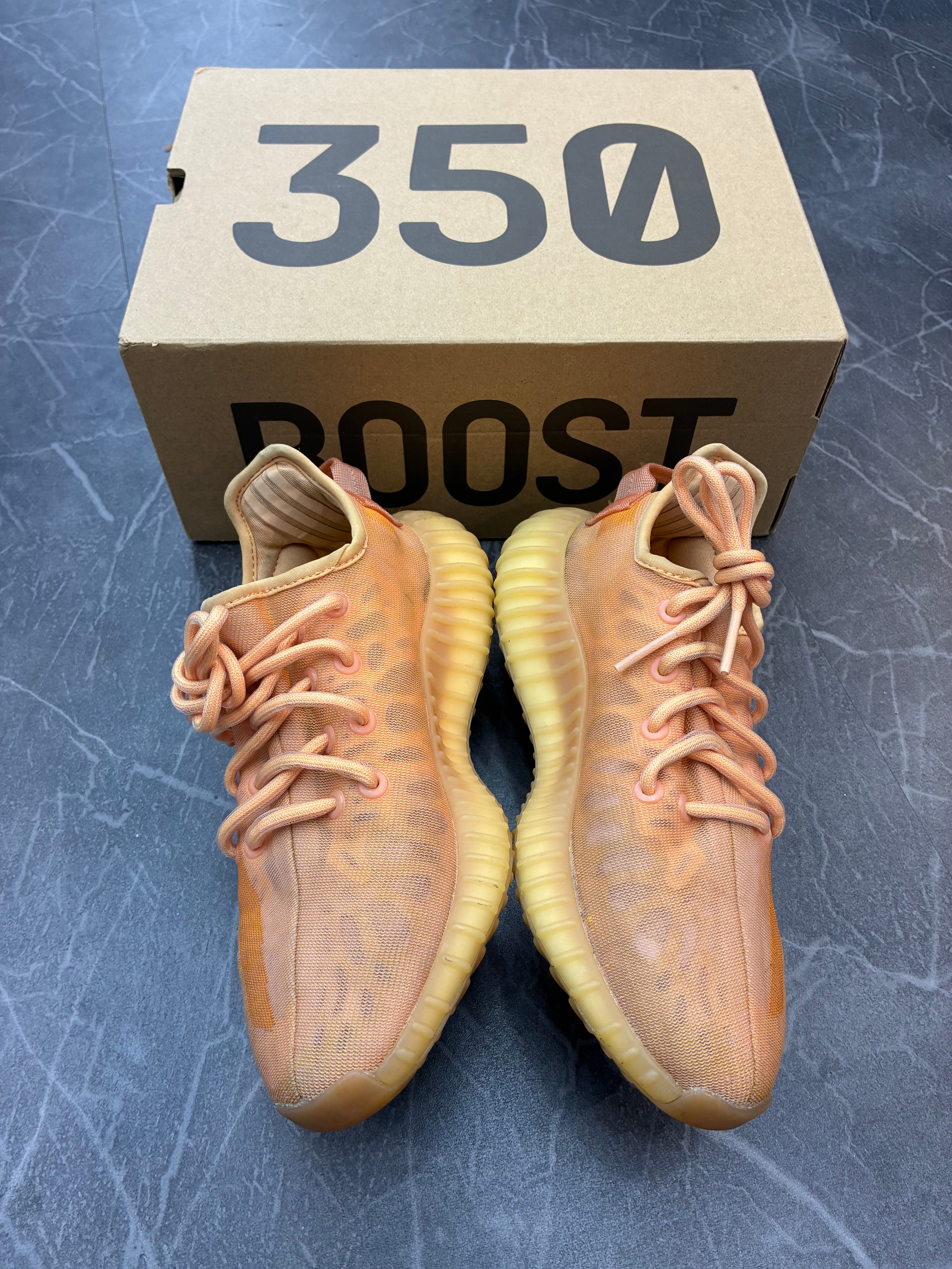 Yeezy Boost 350 “Mono Clay”