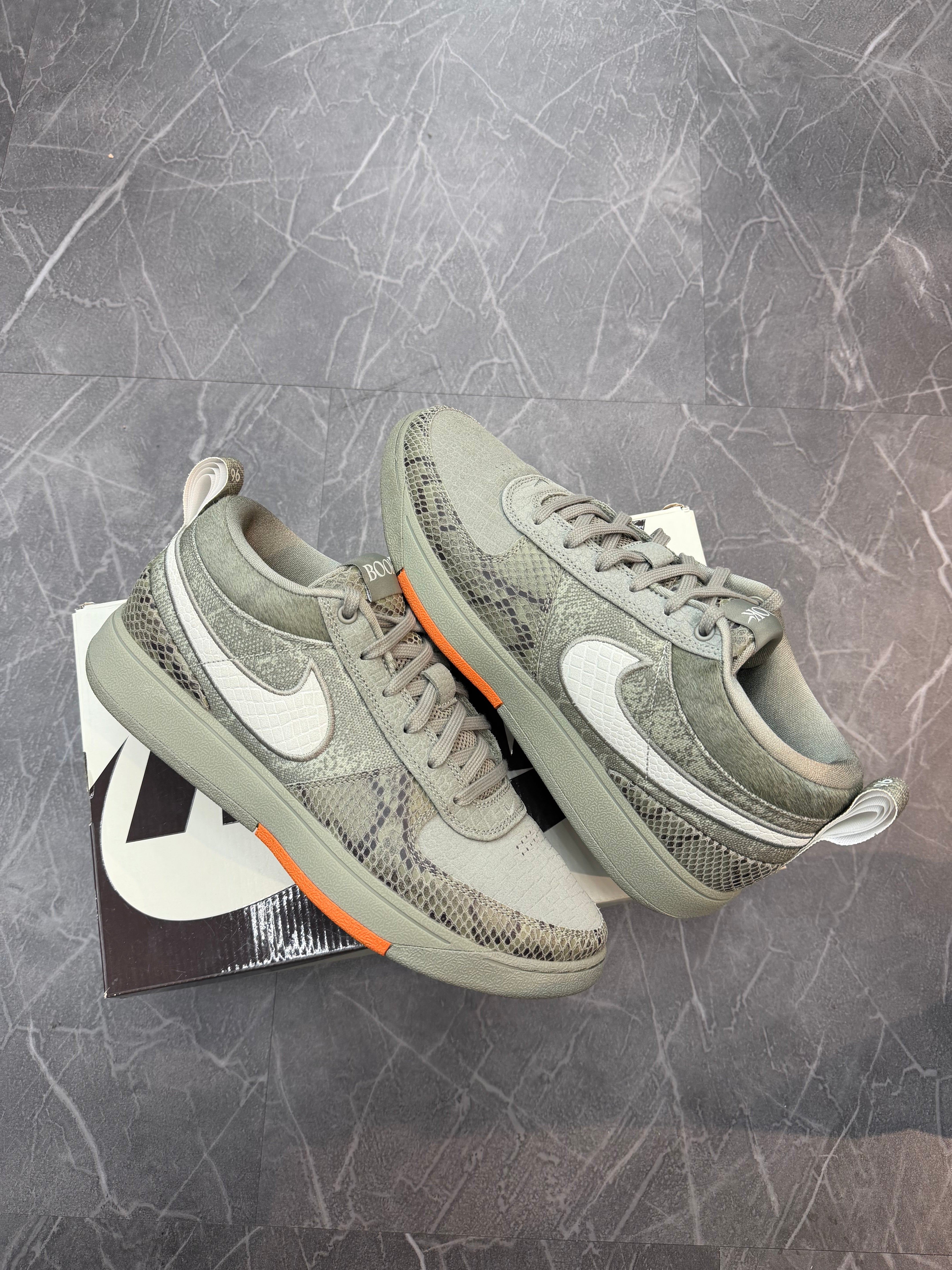Nike Book 1 Premium Hike