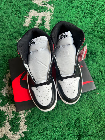 Jordan 1 High Black Toe (2016)