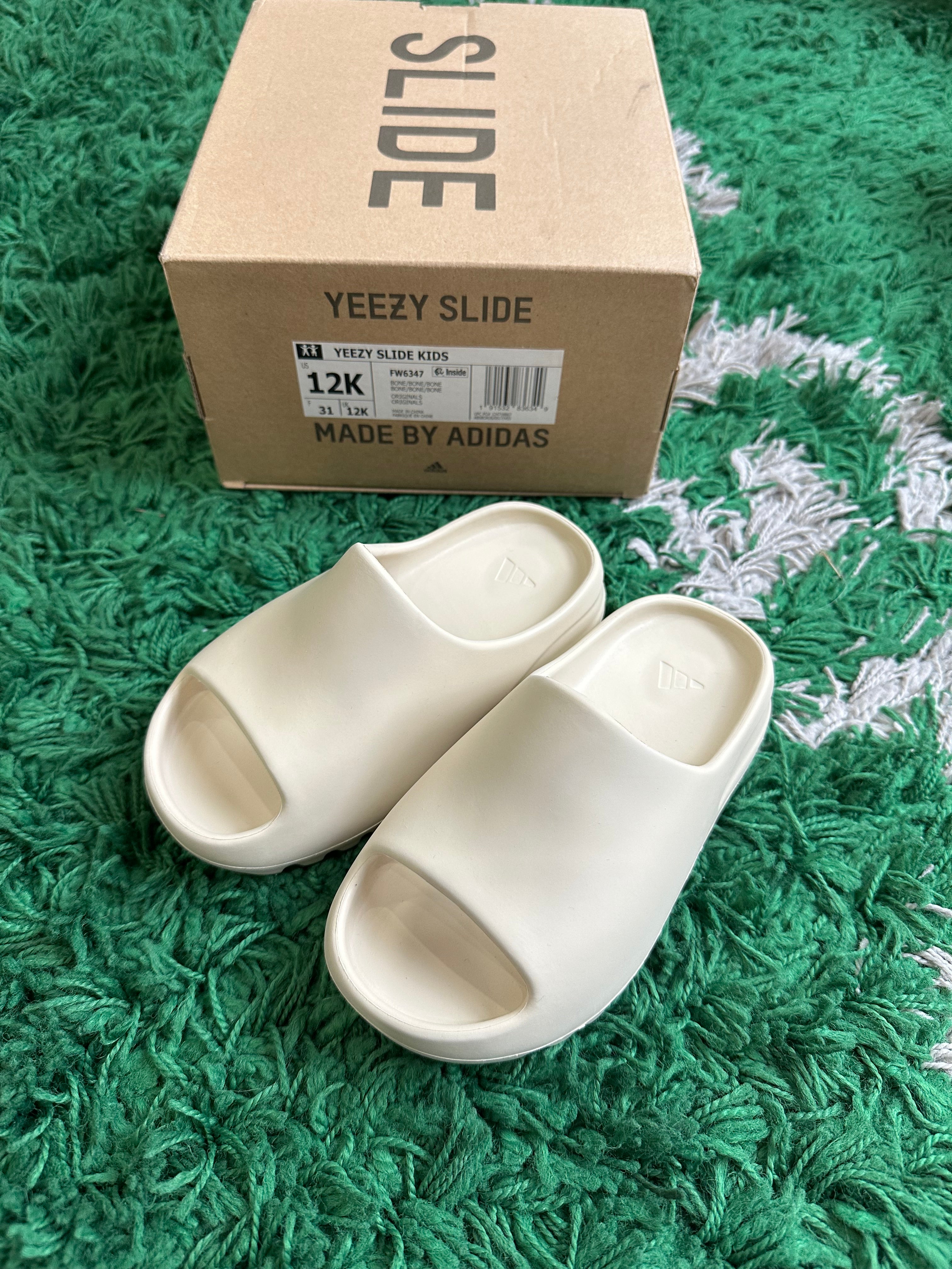 Yeezy Slide “Bone” Kids