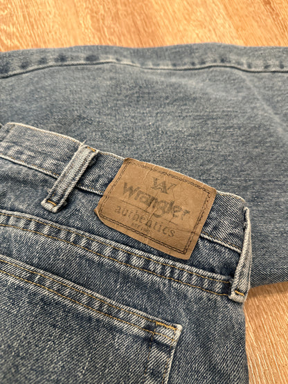 90s Wrangler Denim Jeans Mid Wash (38)