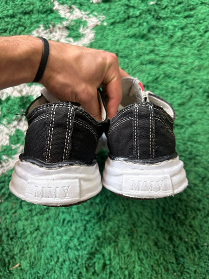 Maison Mihara Low Sneaker “Black”
