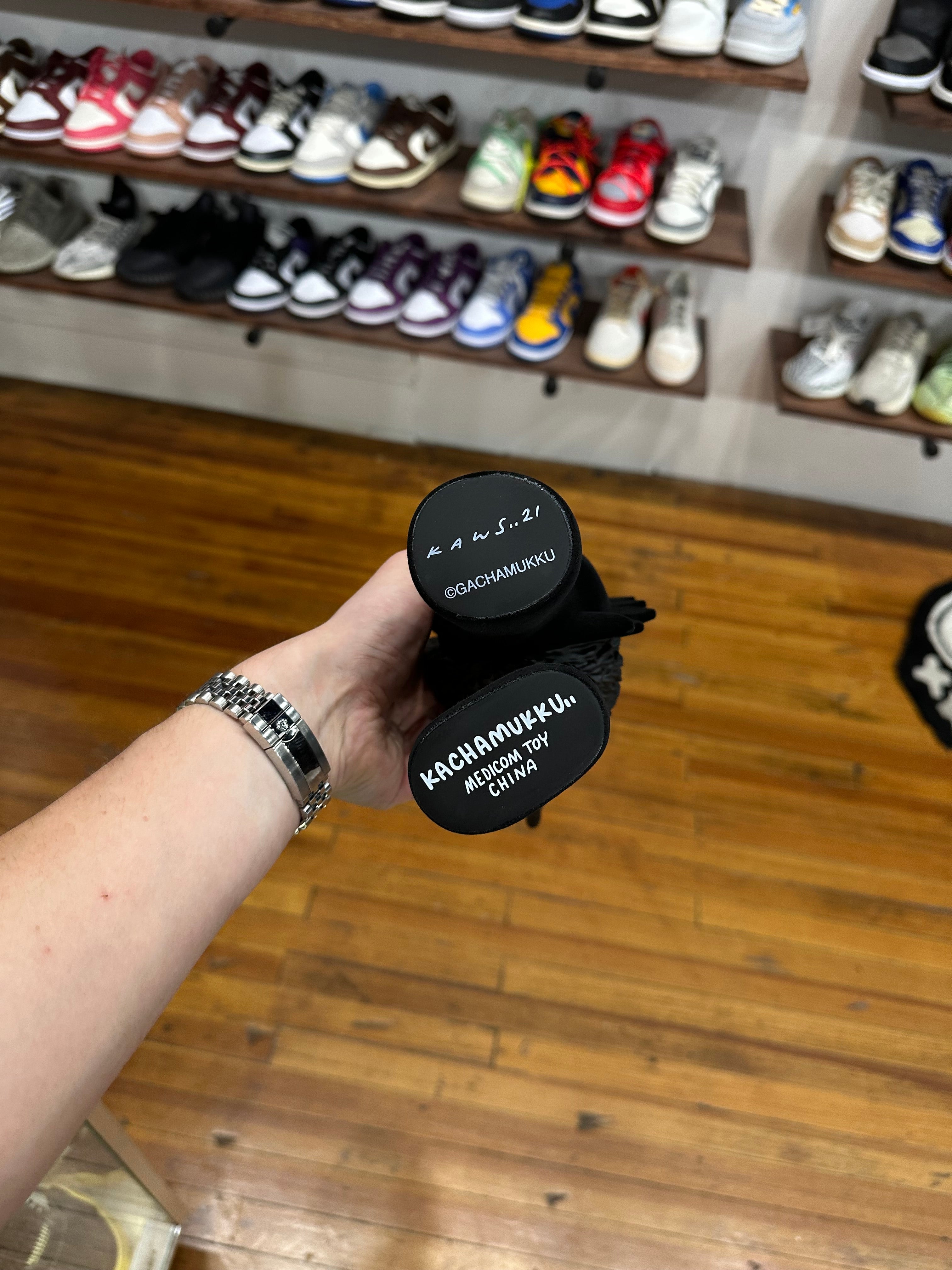 KAWS KACHAMUKKU Vinyl Figure “Black”