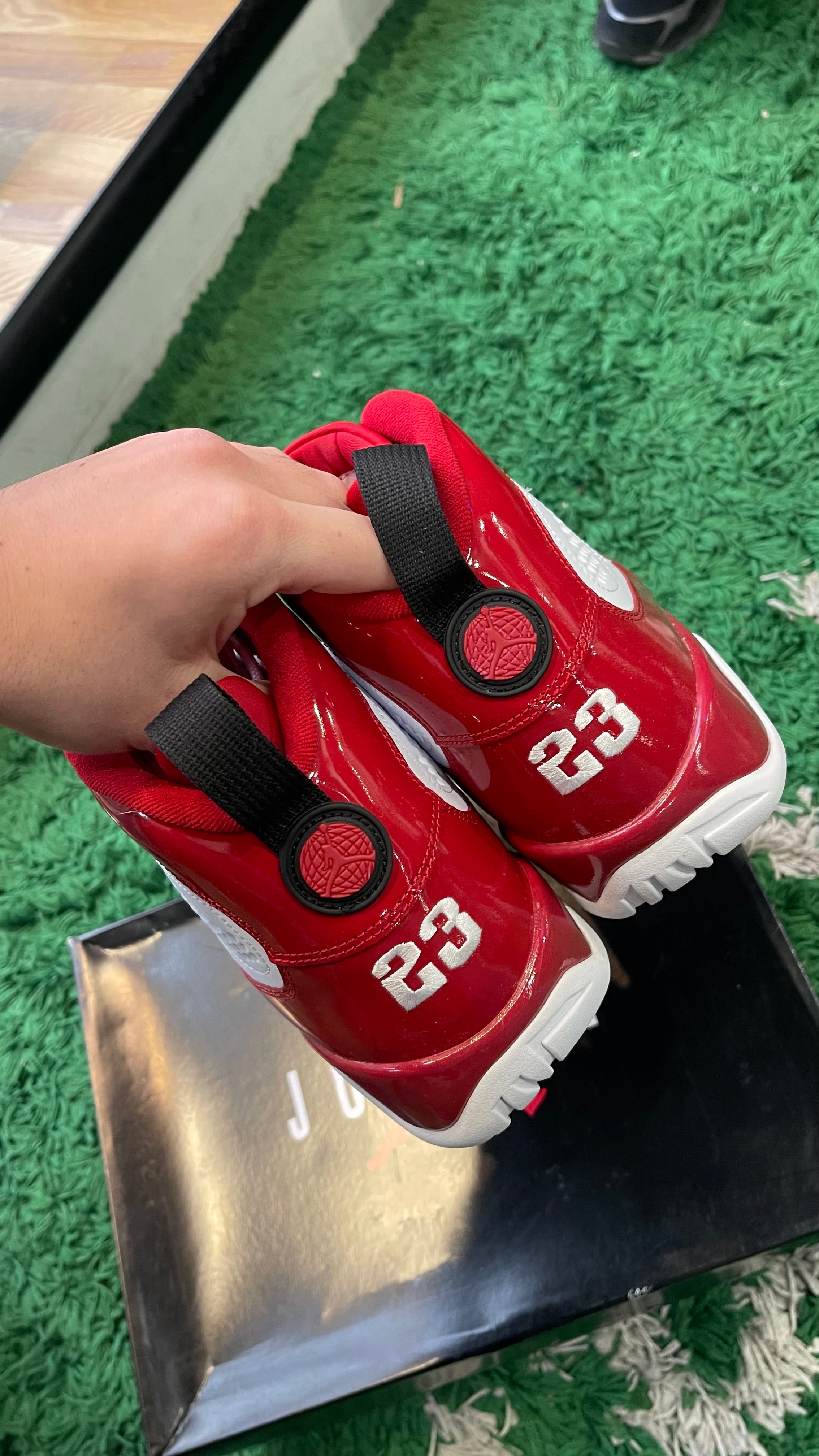 Jordan 9 “White Gym Red”