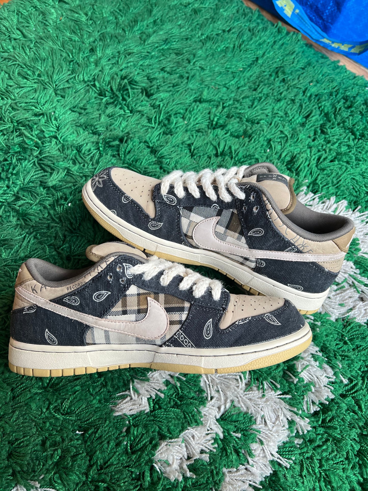 Nike Dunk Low SB x Travis Scott