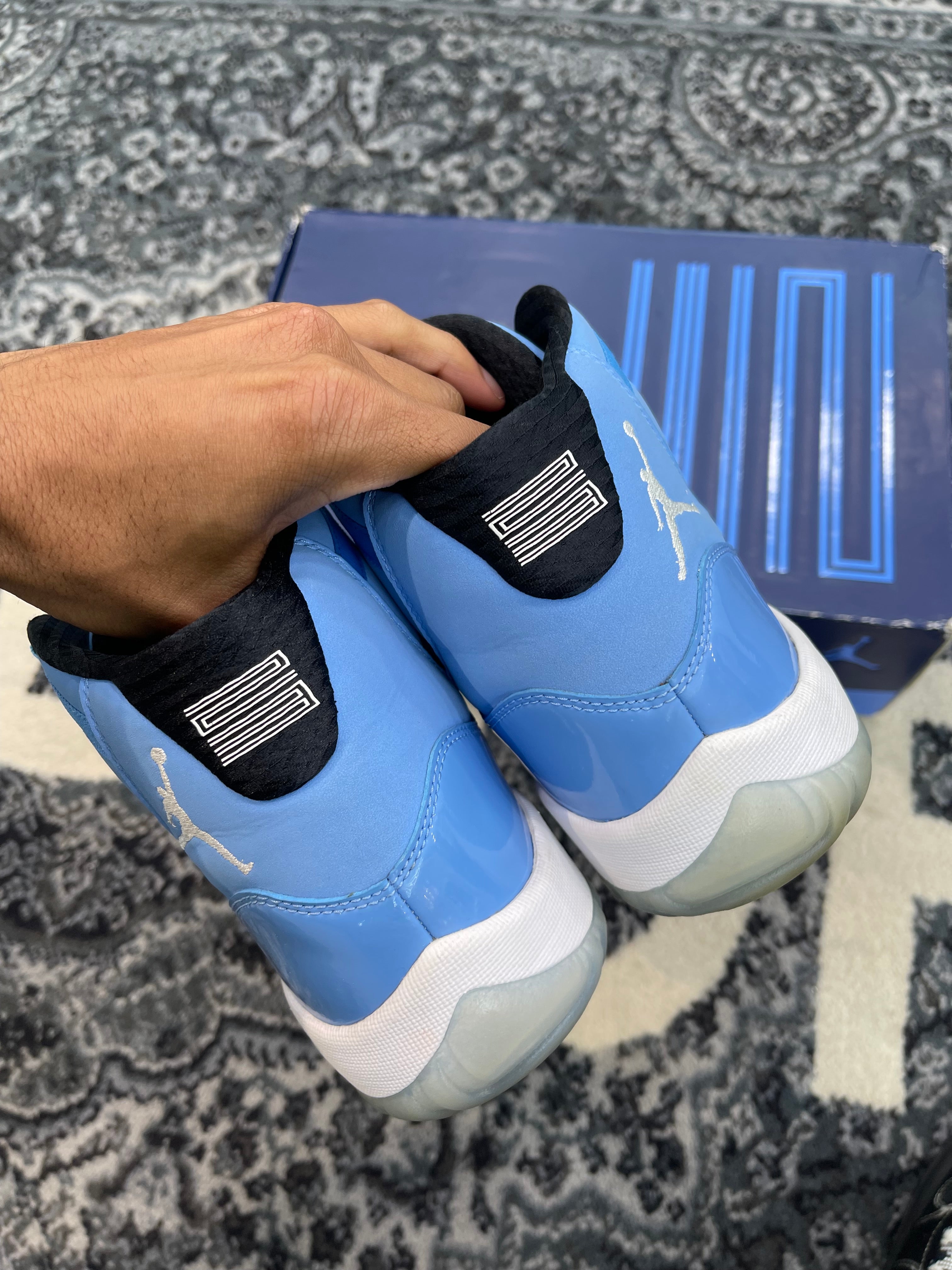 Jordan 11 “Pantone”