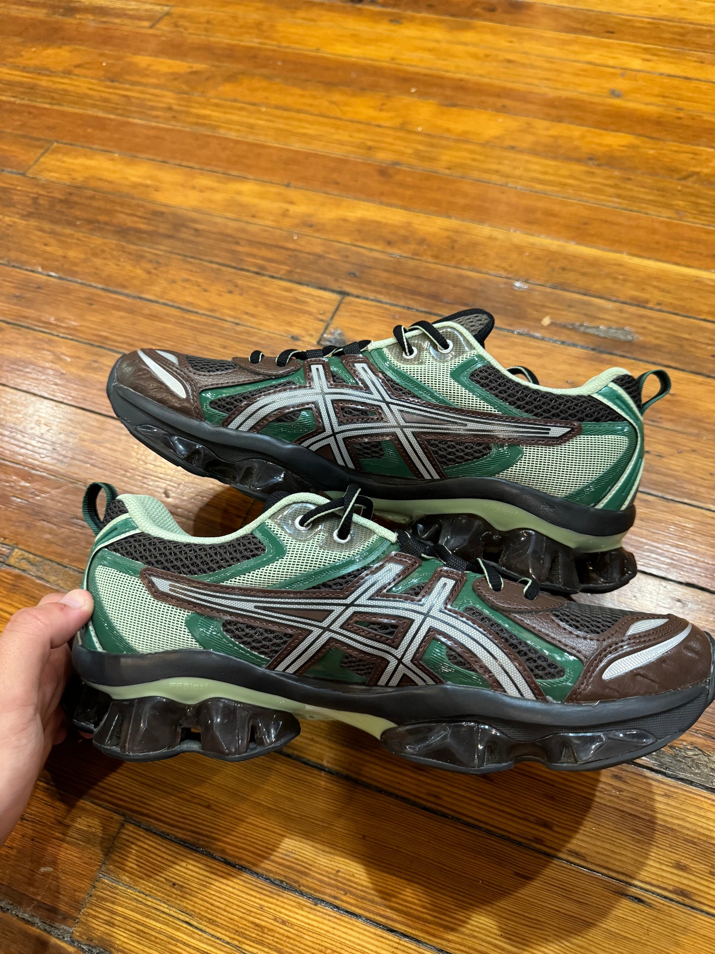 Asics Gel Quantum Kinetic “Dark Sepia Shamrock”