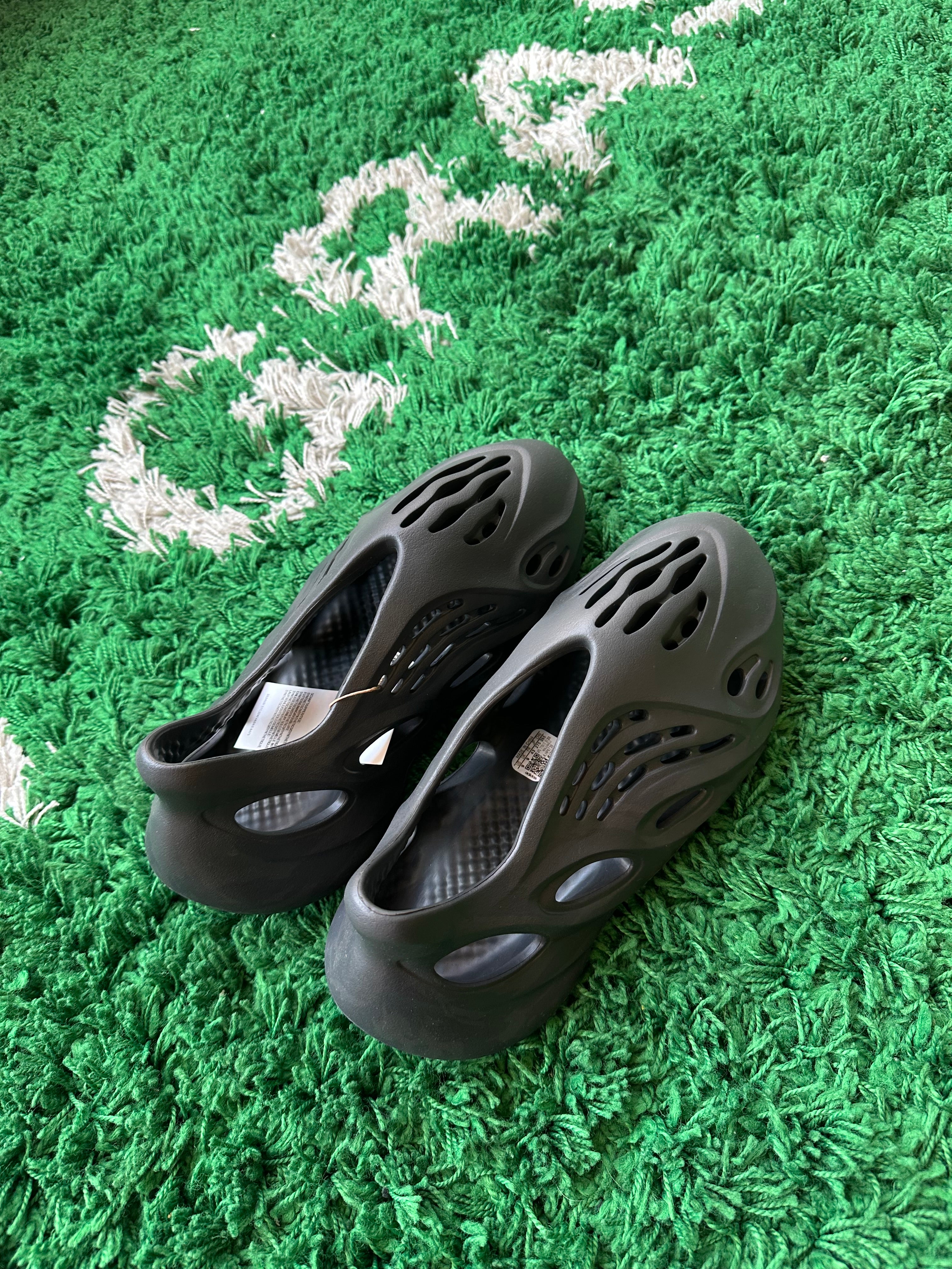 Yeezy Foam Runner “Onyx”