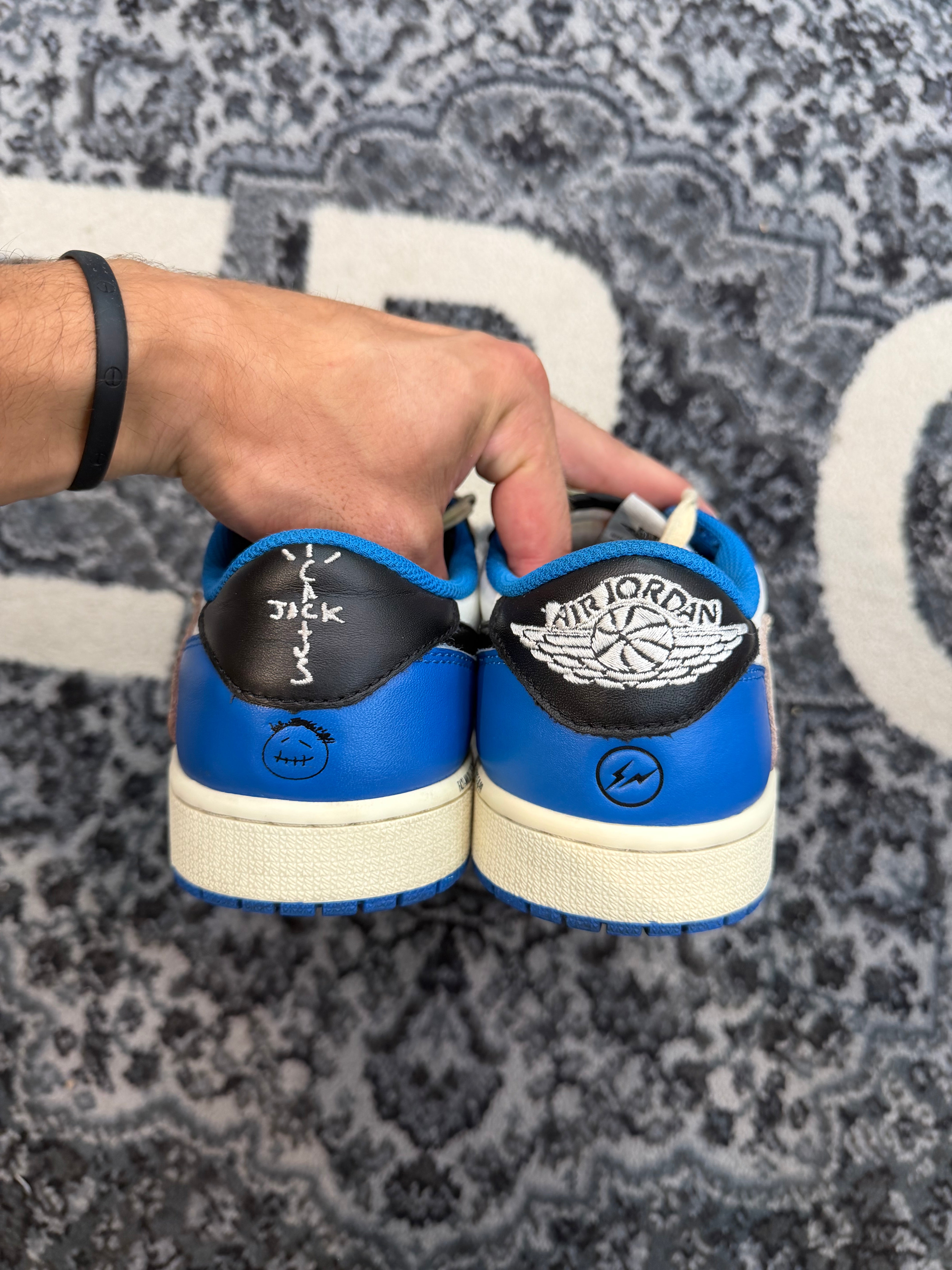 Jordan 1 Low Travis Scott “Fragment”