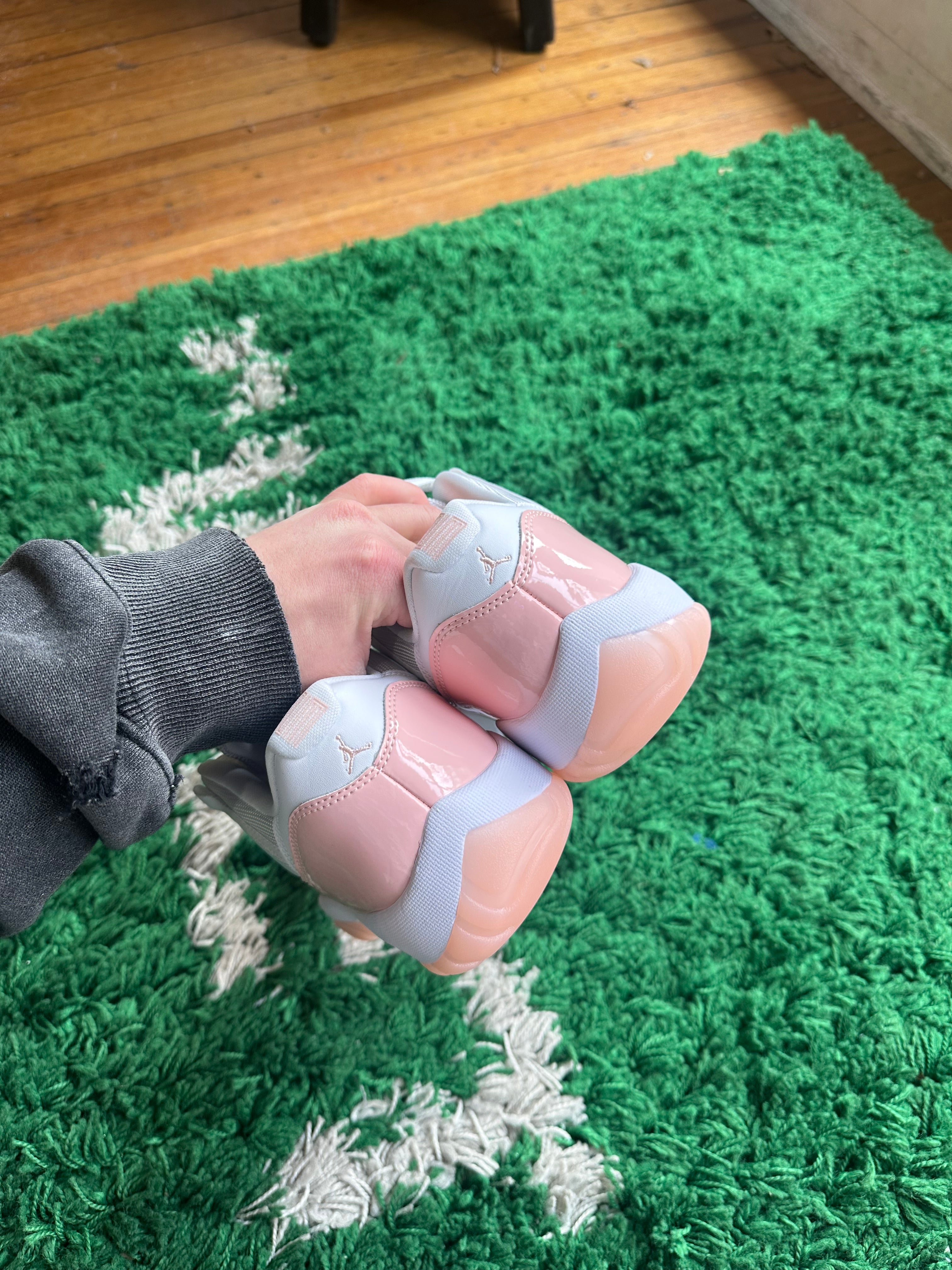 Jordan 11 Low “Legend Pink”