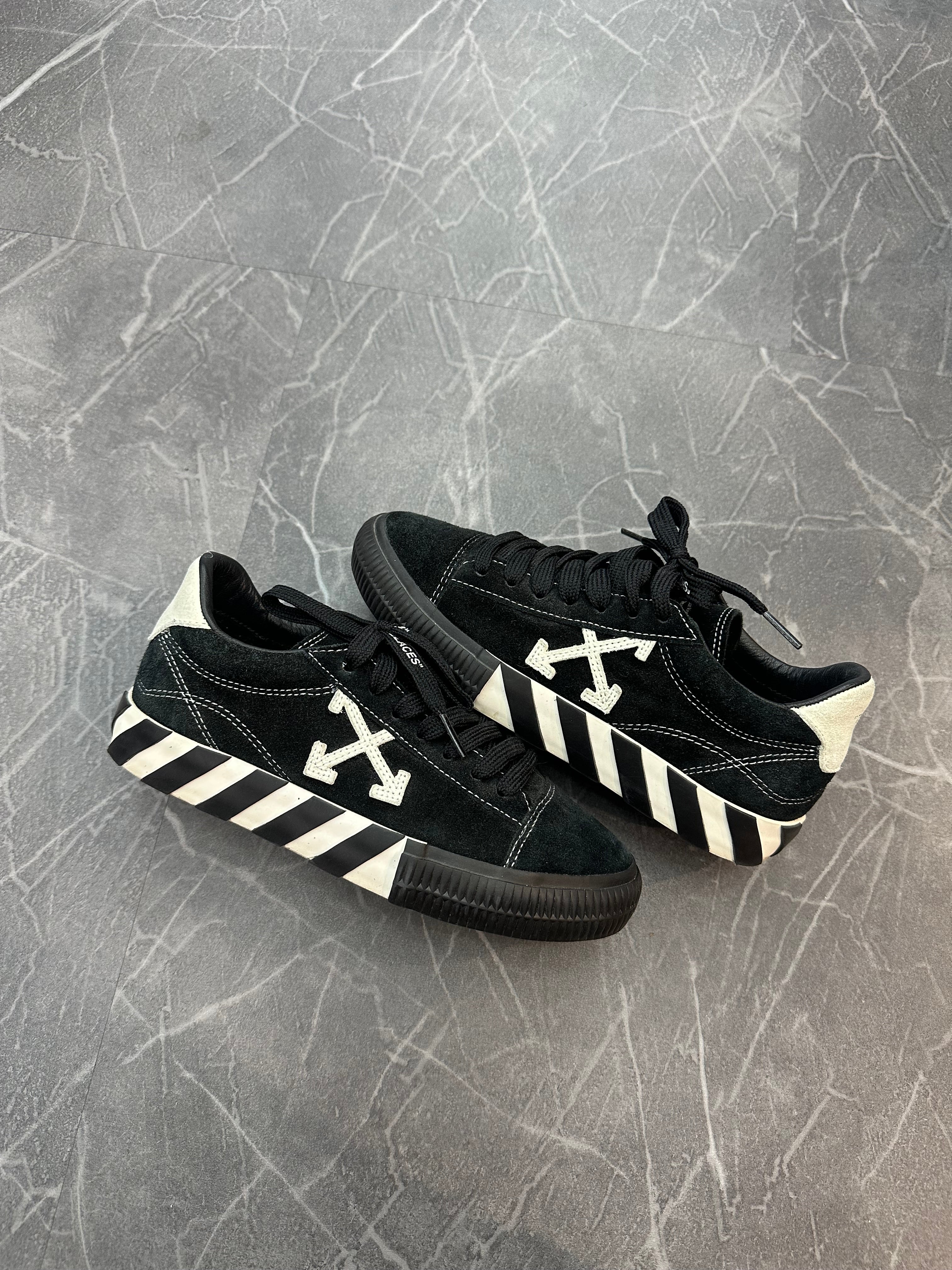 Off-White Vulc “Black White”