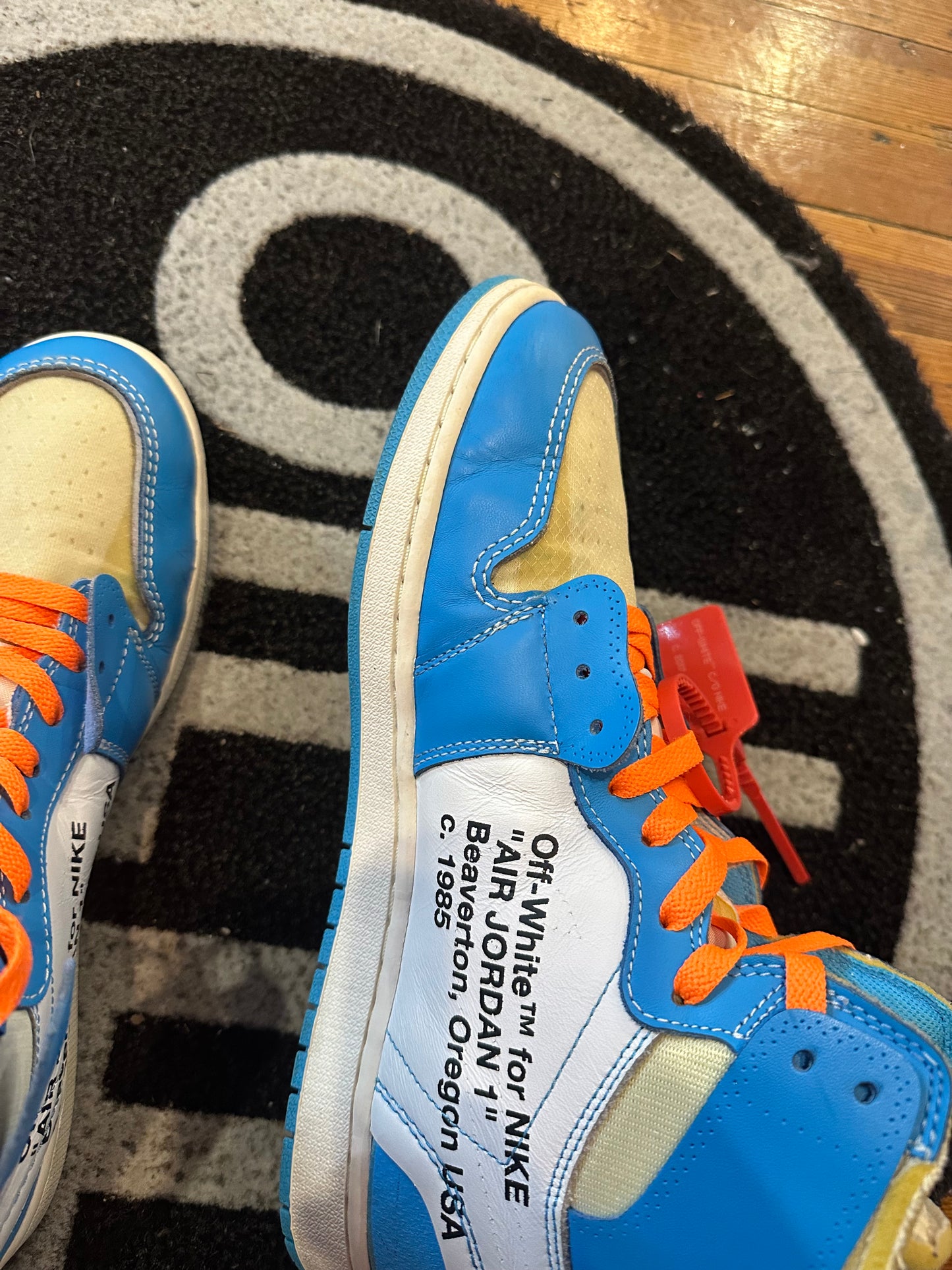 Jordan 1 Off White “University Blue”