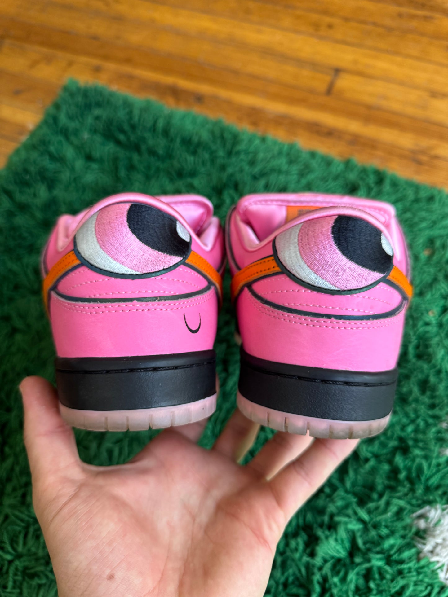 Nike Dunk Low SB Powerpuff “Blossom”