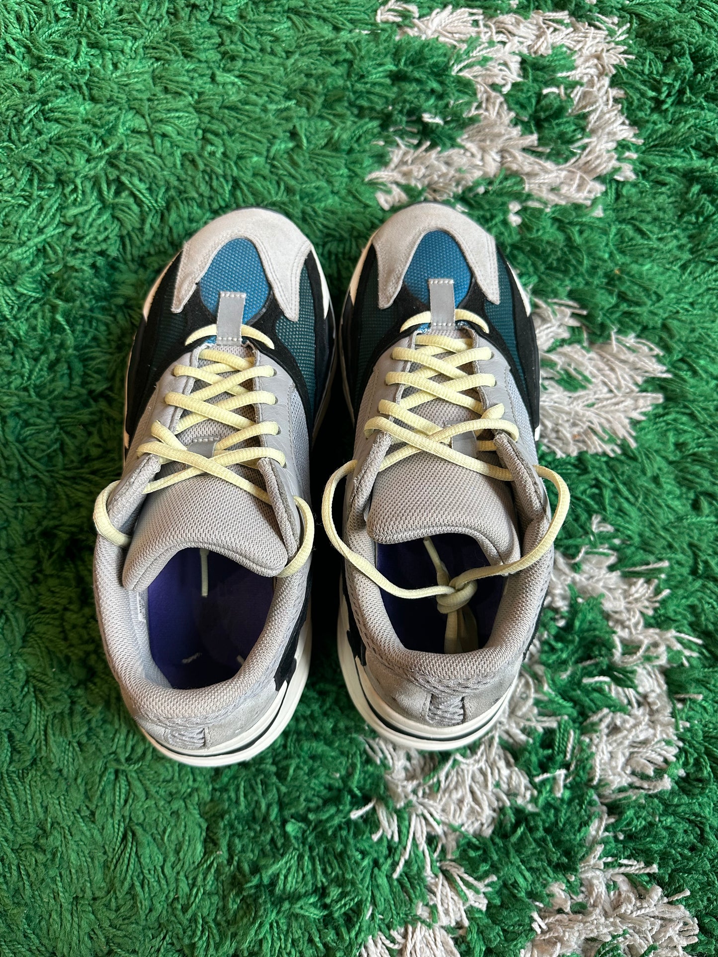 Yeezy 700 “Wave Runner”
