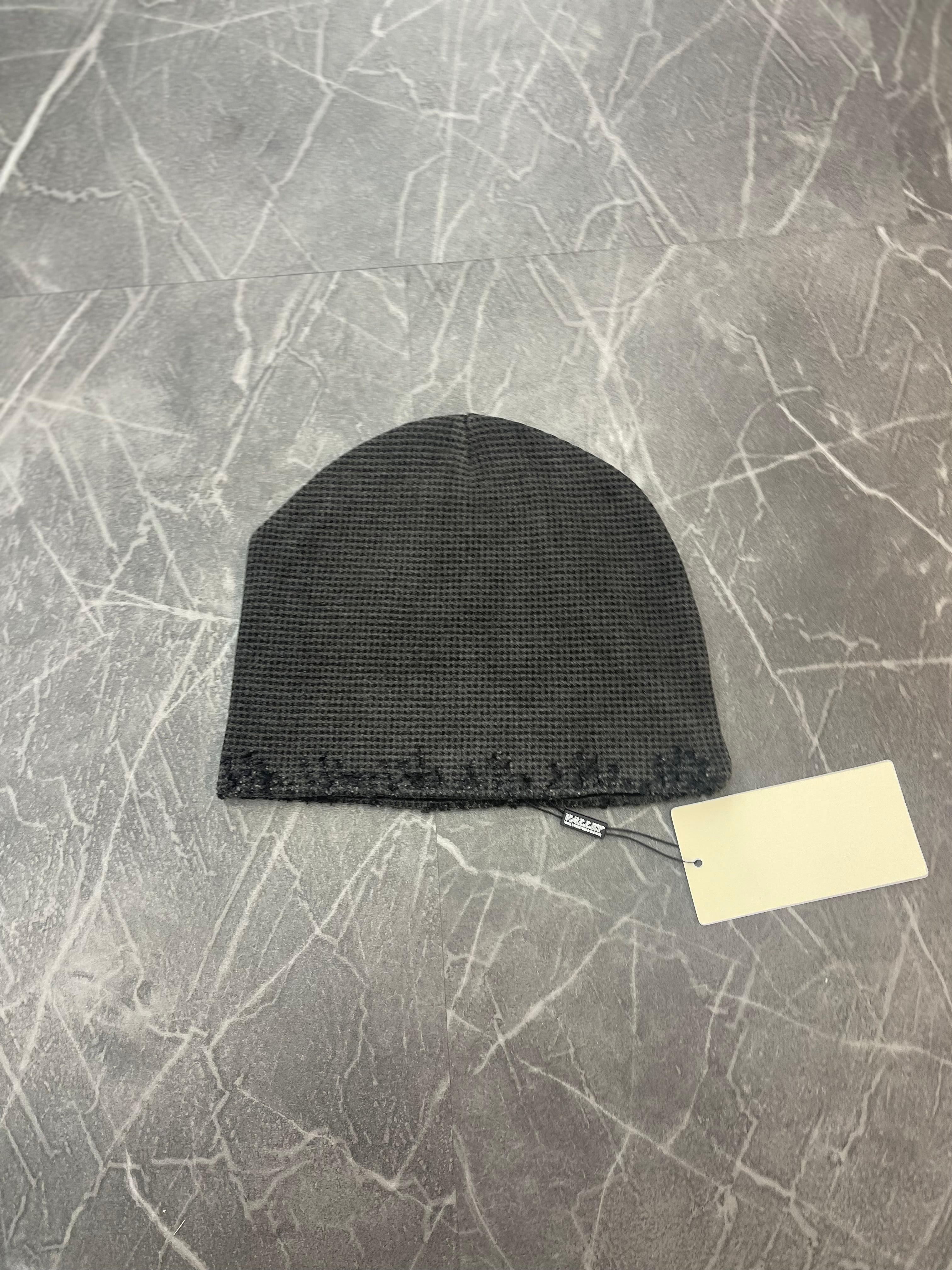 Vale Forever Skull Beanie